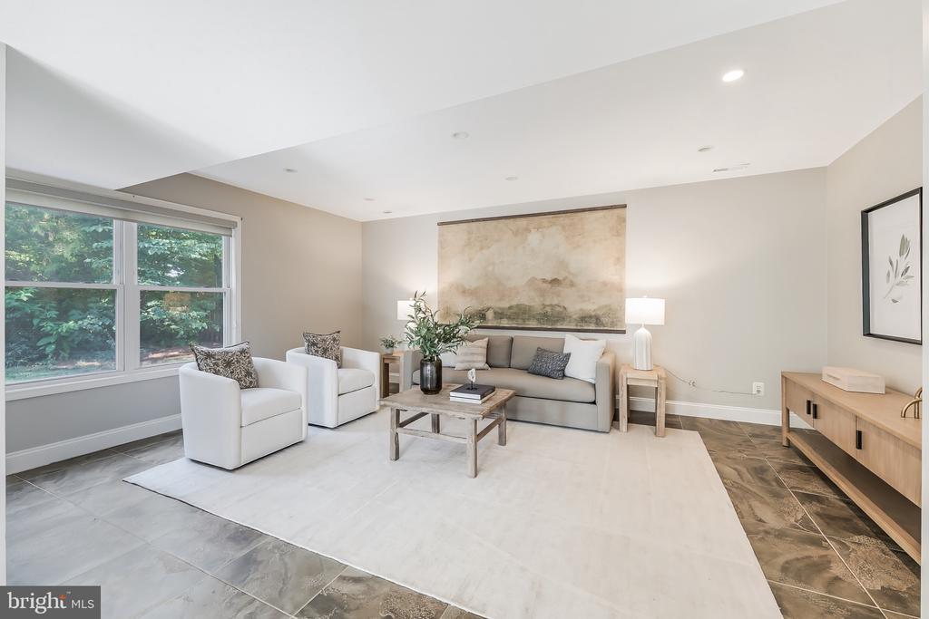 151 S FOX ROAD