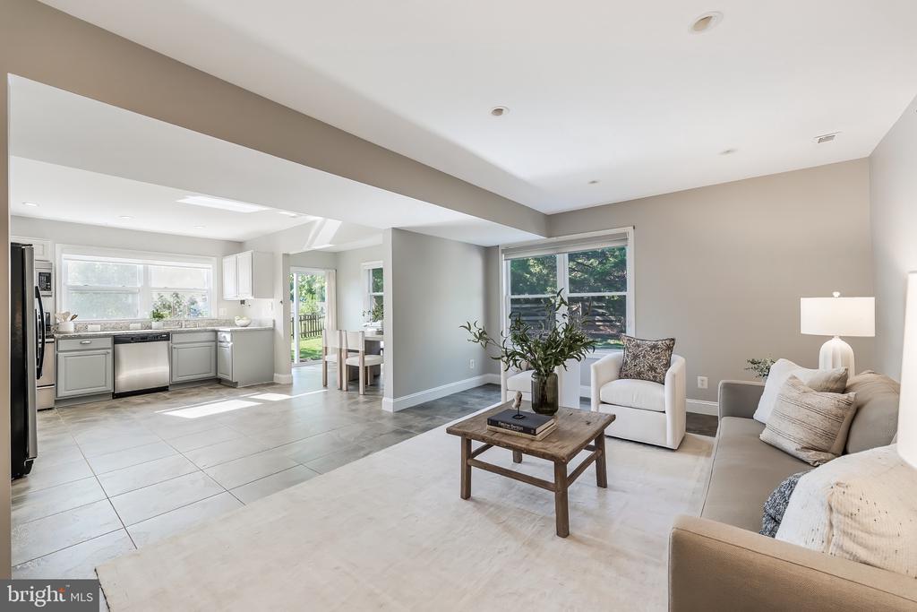 151 S FOX ROAD