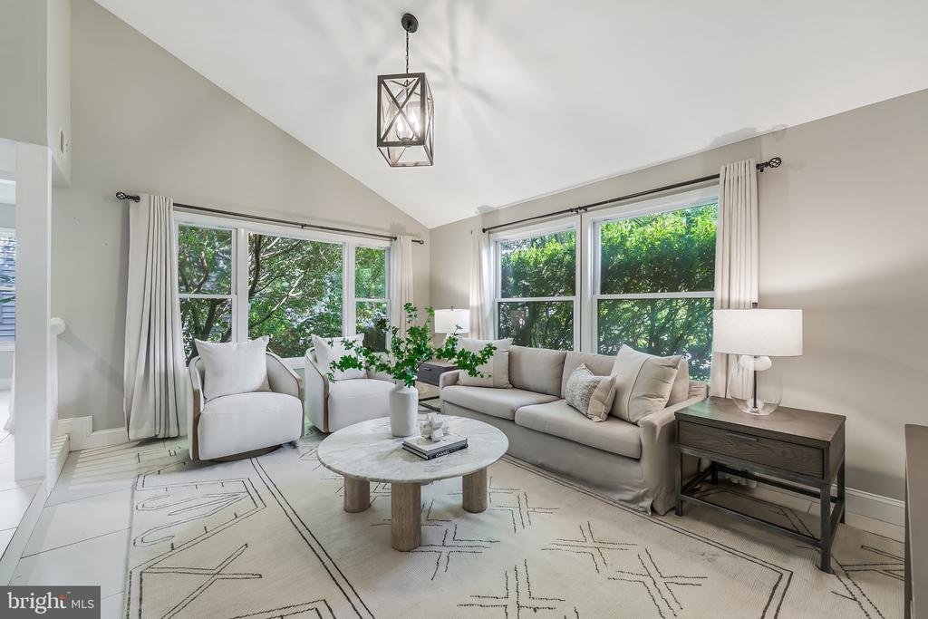 151 S FOX ROAD