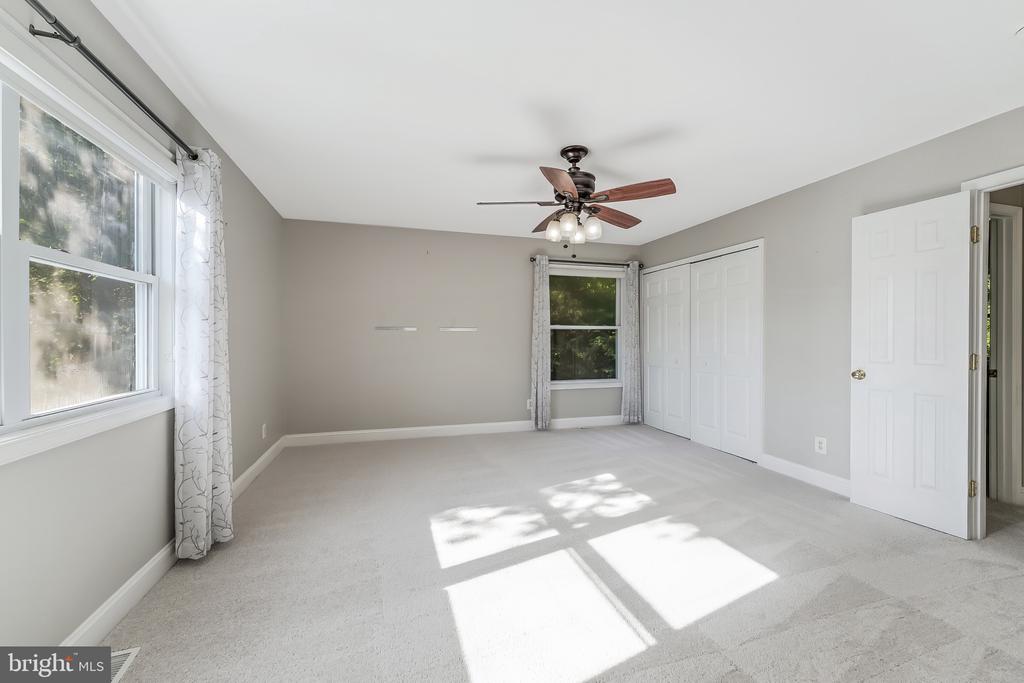 151 S FOX ROAD