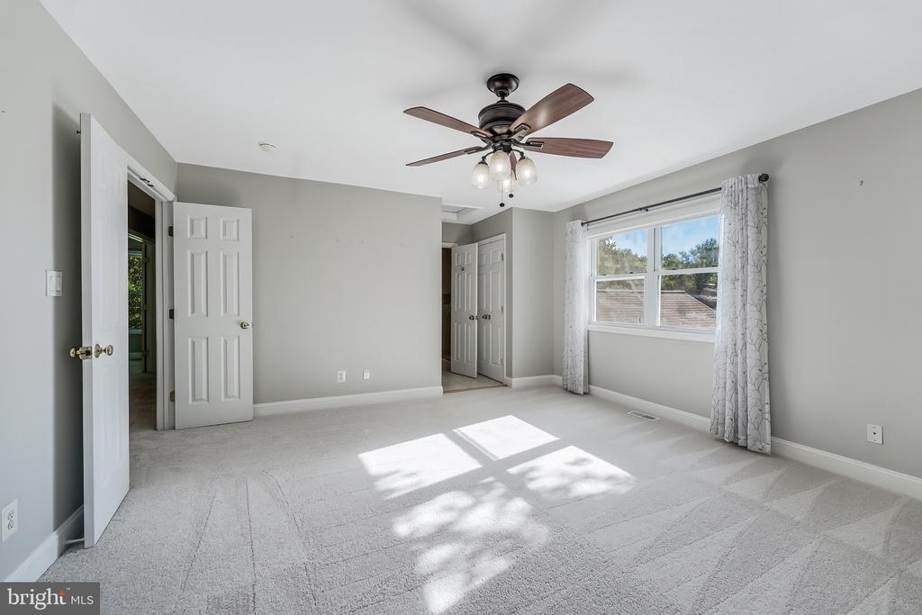 151 S FOX ROAD