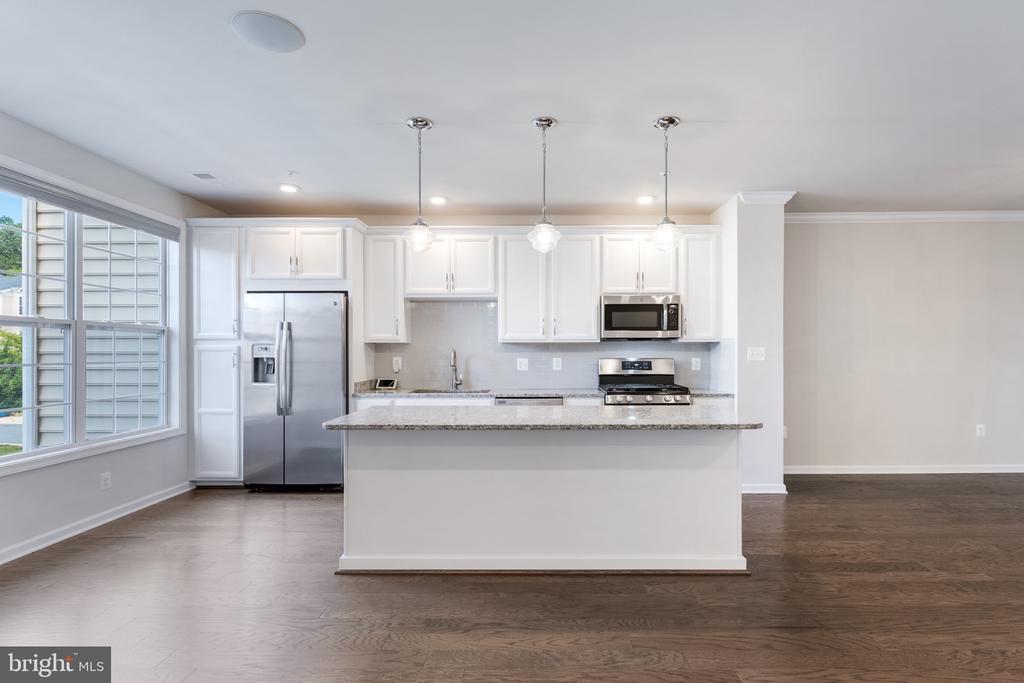 23215 MILLTOWN KNOLL SQUARE Unit: 115