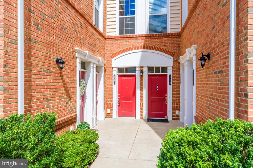 23215 MILLTOWN KNOLL SQUARE Unit: 115