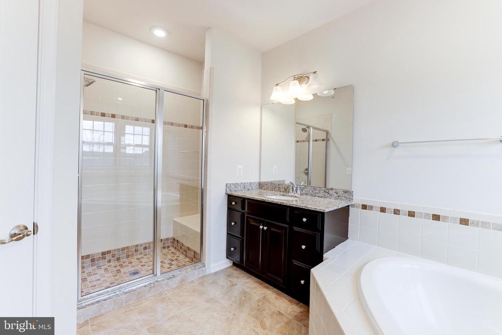 7071 DARBEY KNOLL DRIVE