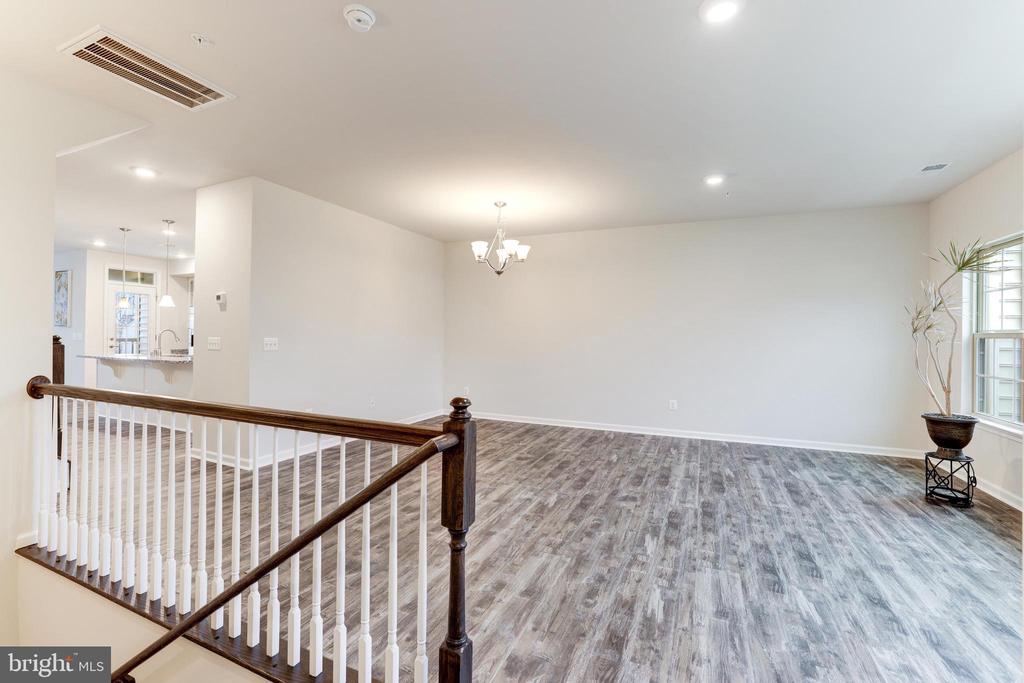 7071 DARBEY KNOLL DRIVE