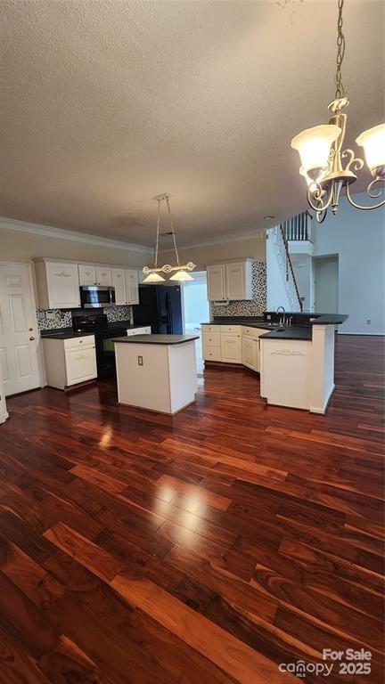 10607 Old Bridge Lane