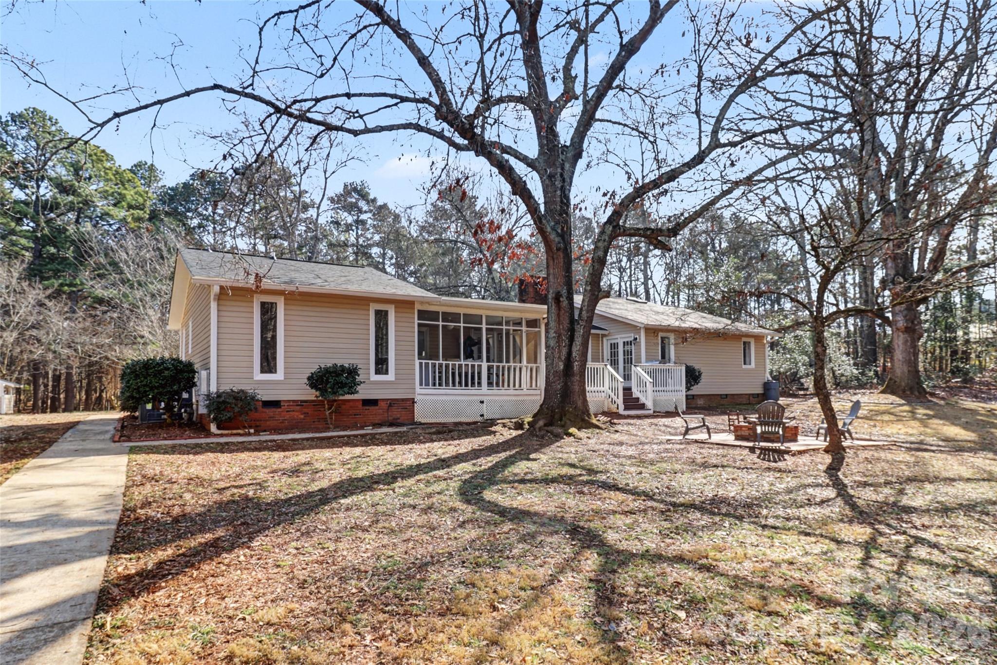 482 Windy Hill Lane