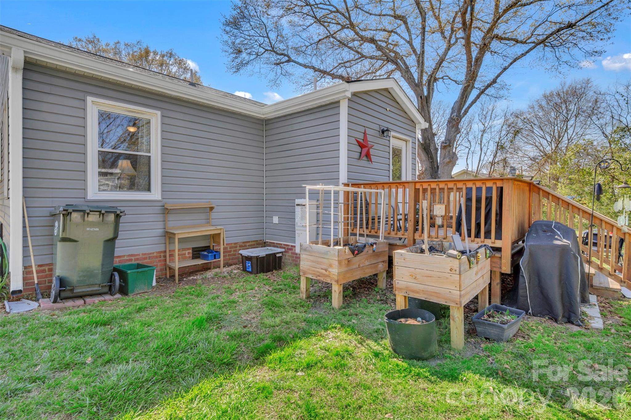 105 Hilltop Lane