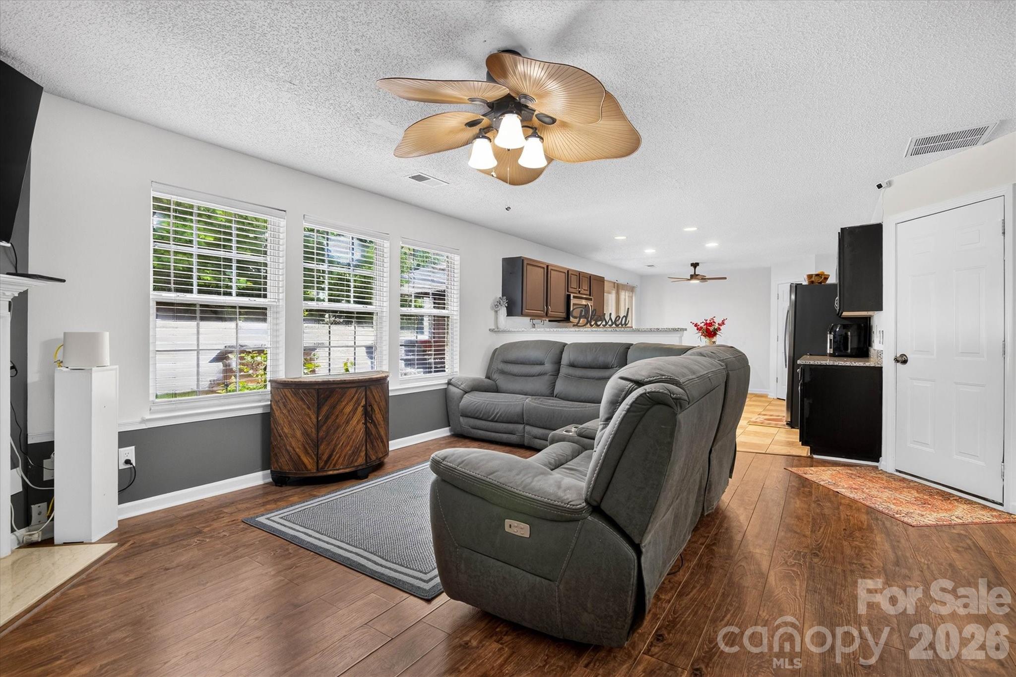 9833 Aventide Lane