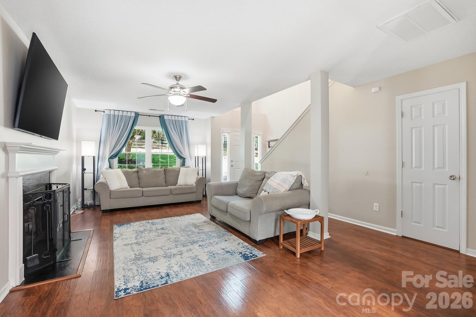 1264 Winding Path Road