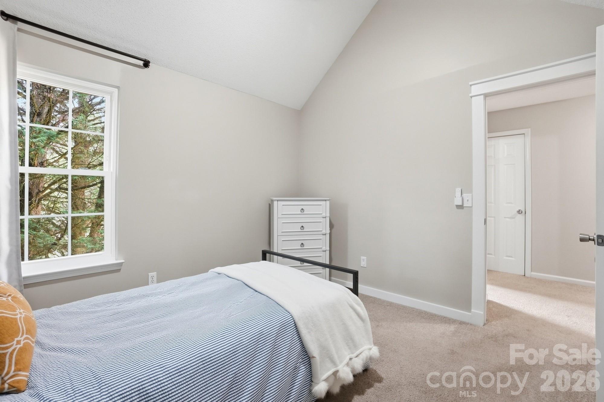 1264 Winding Path Road