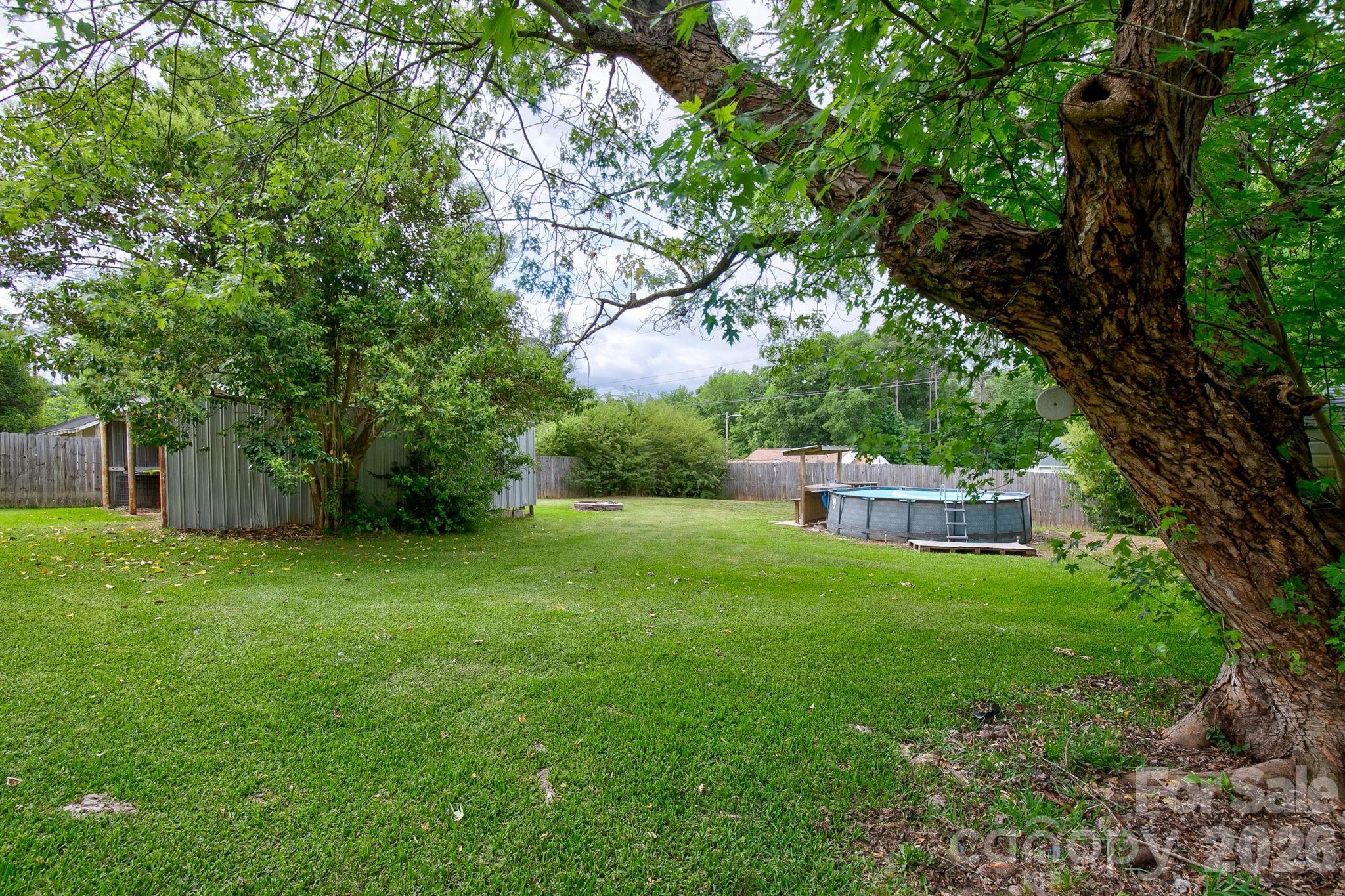 202 Chester Avenue Unit: 2