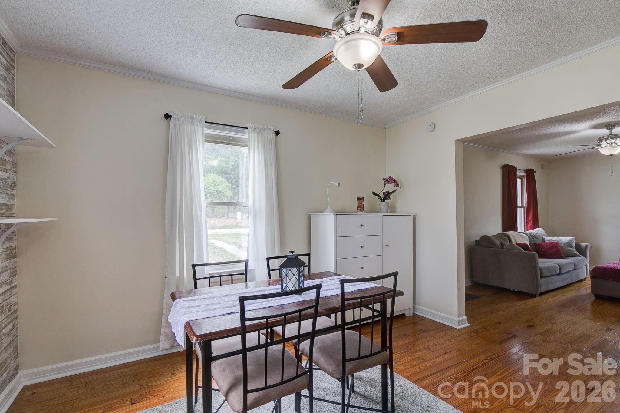 202 Chester Avenue Unit: 2