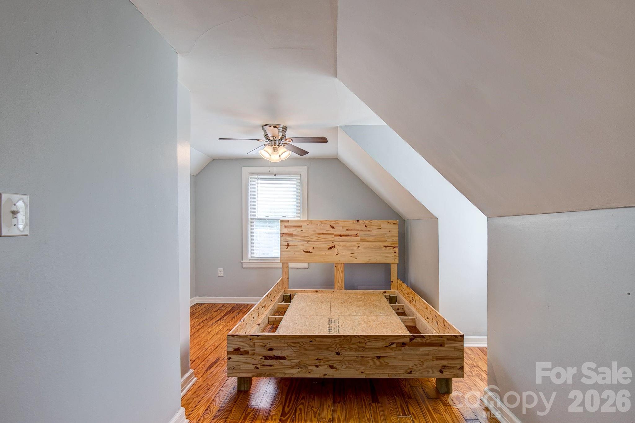 202 Chester Avenue Unit: 2