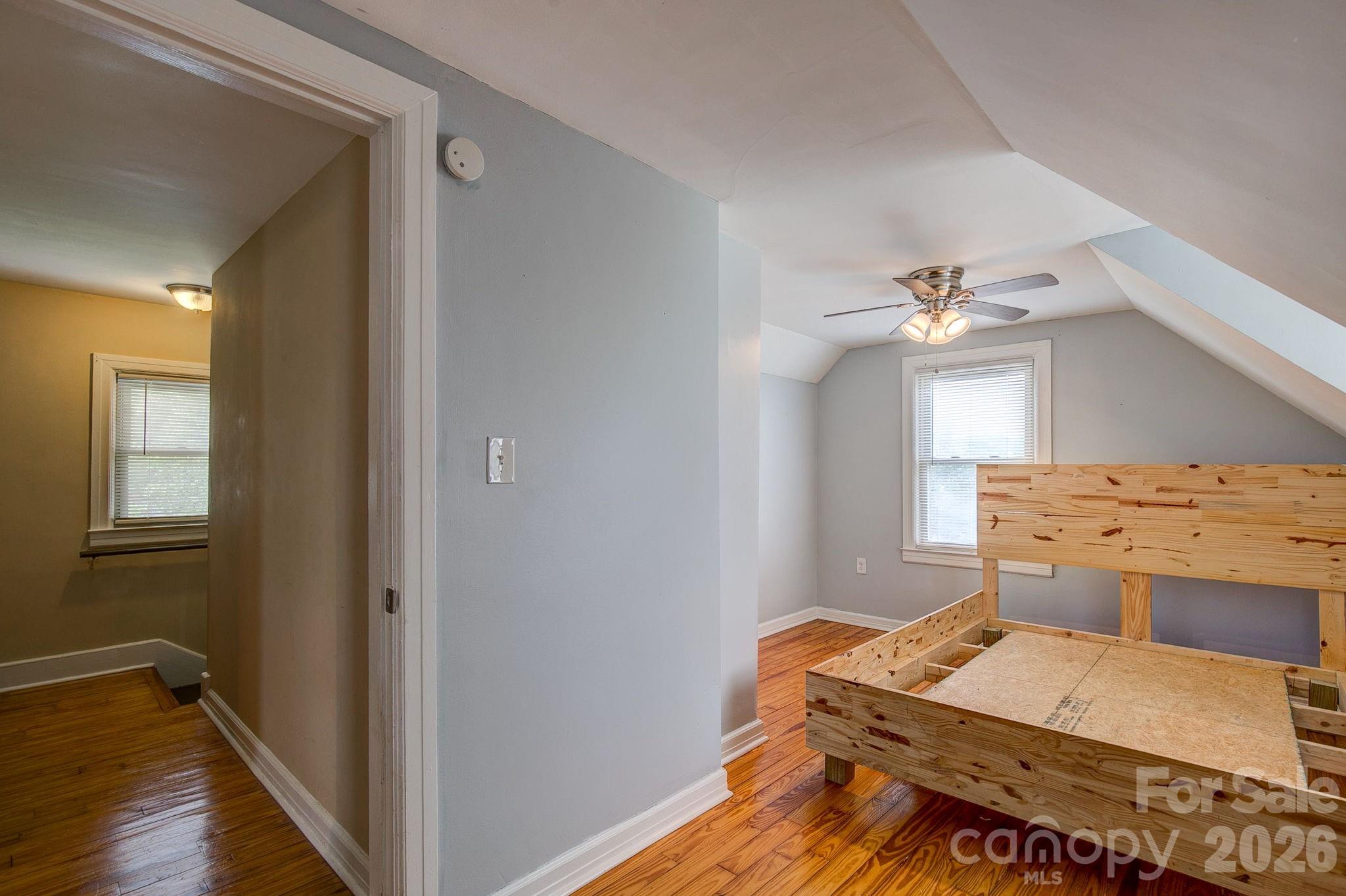 202 Chester Avenue Unit: 2