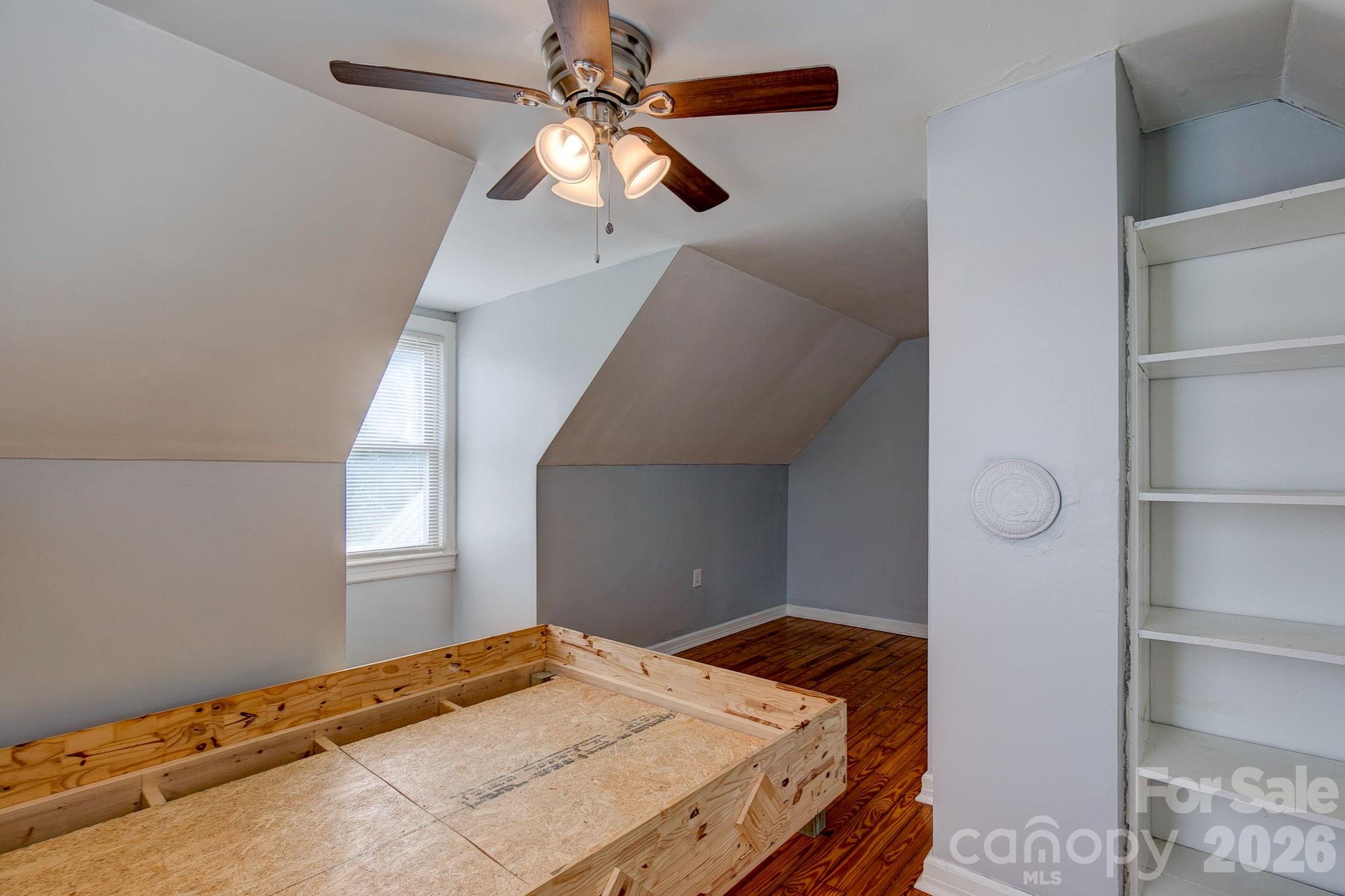 202 Chester Avenue Unit: 2