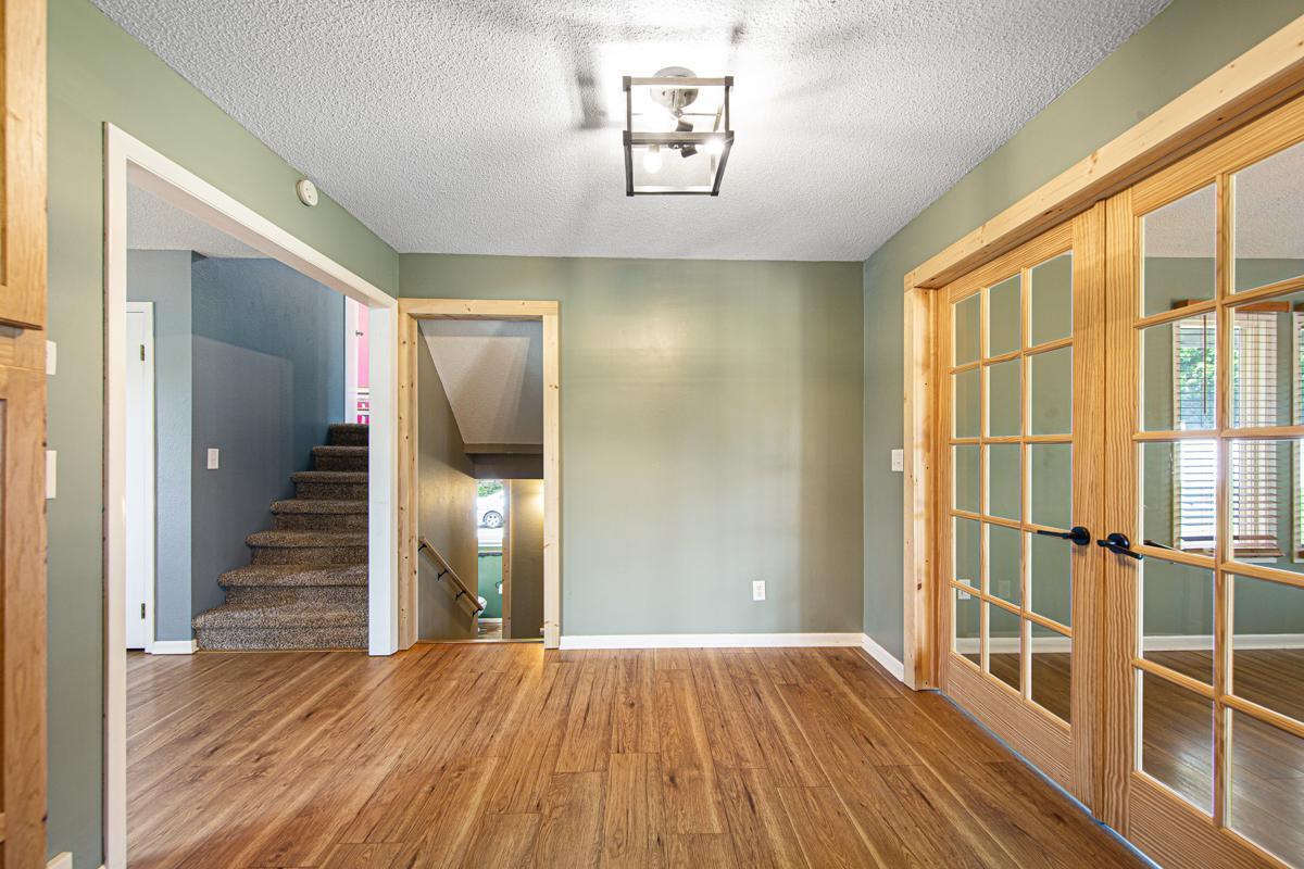1400 Robinwood Lane
