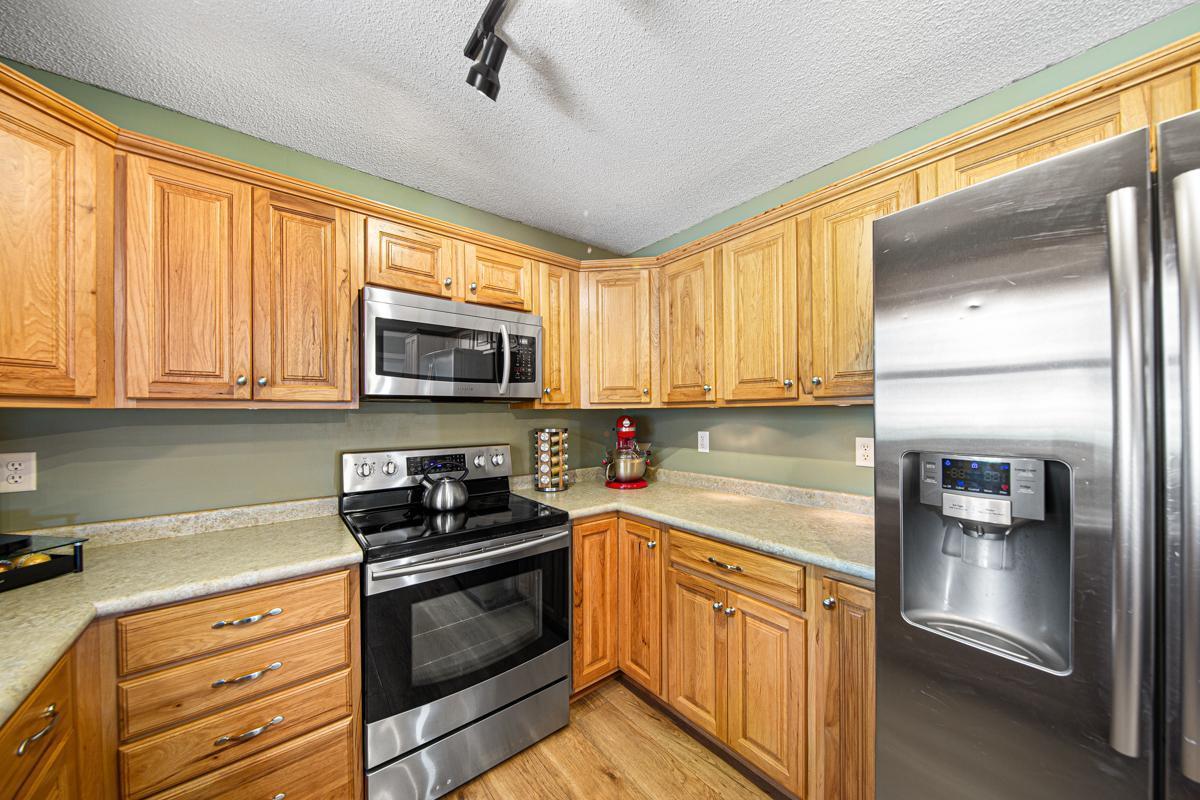 1400 Robinwood Lane