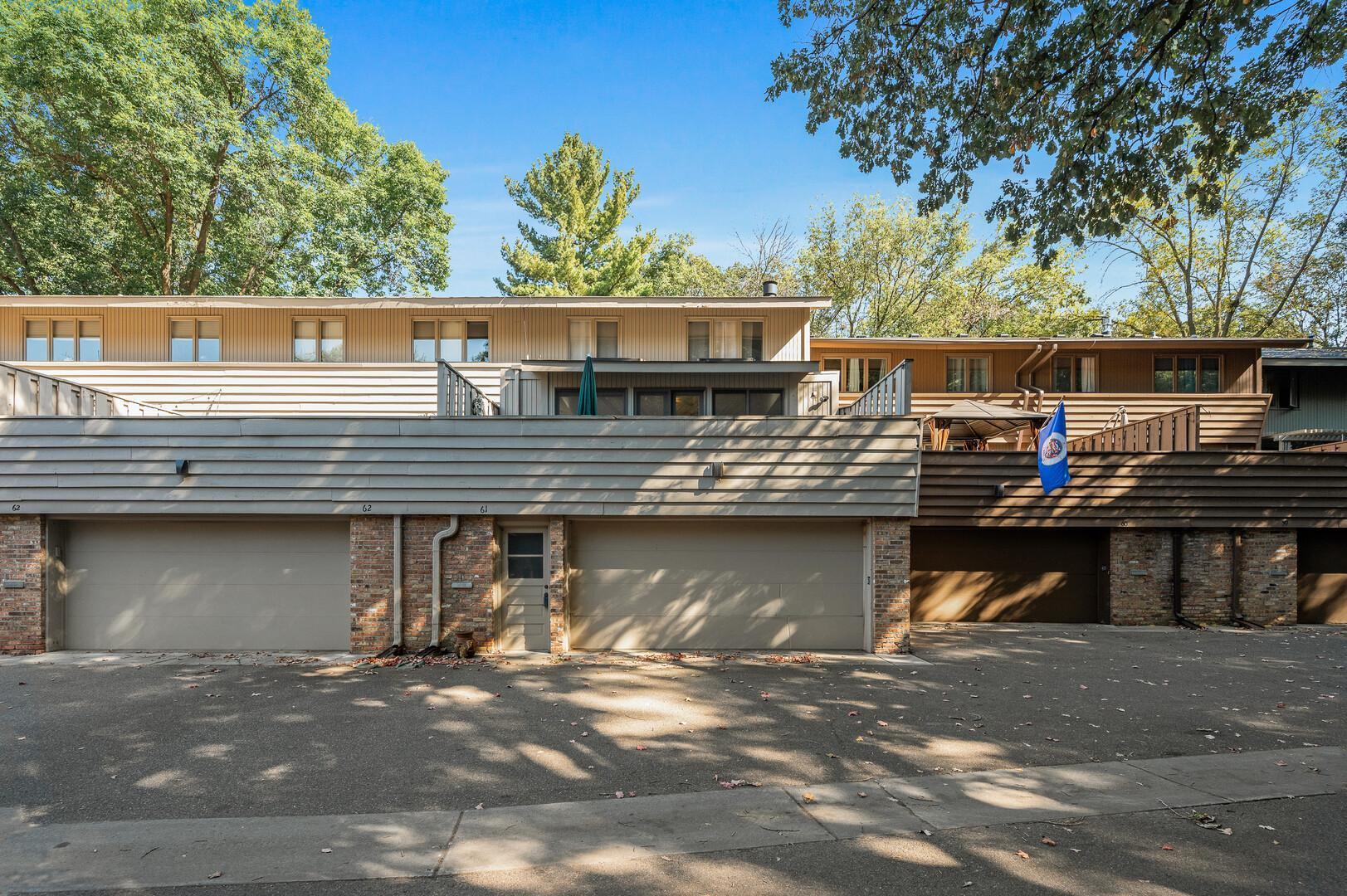 61 Walden St