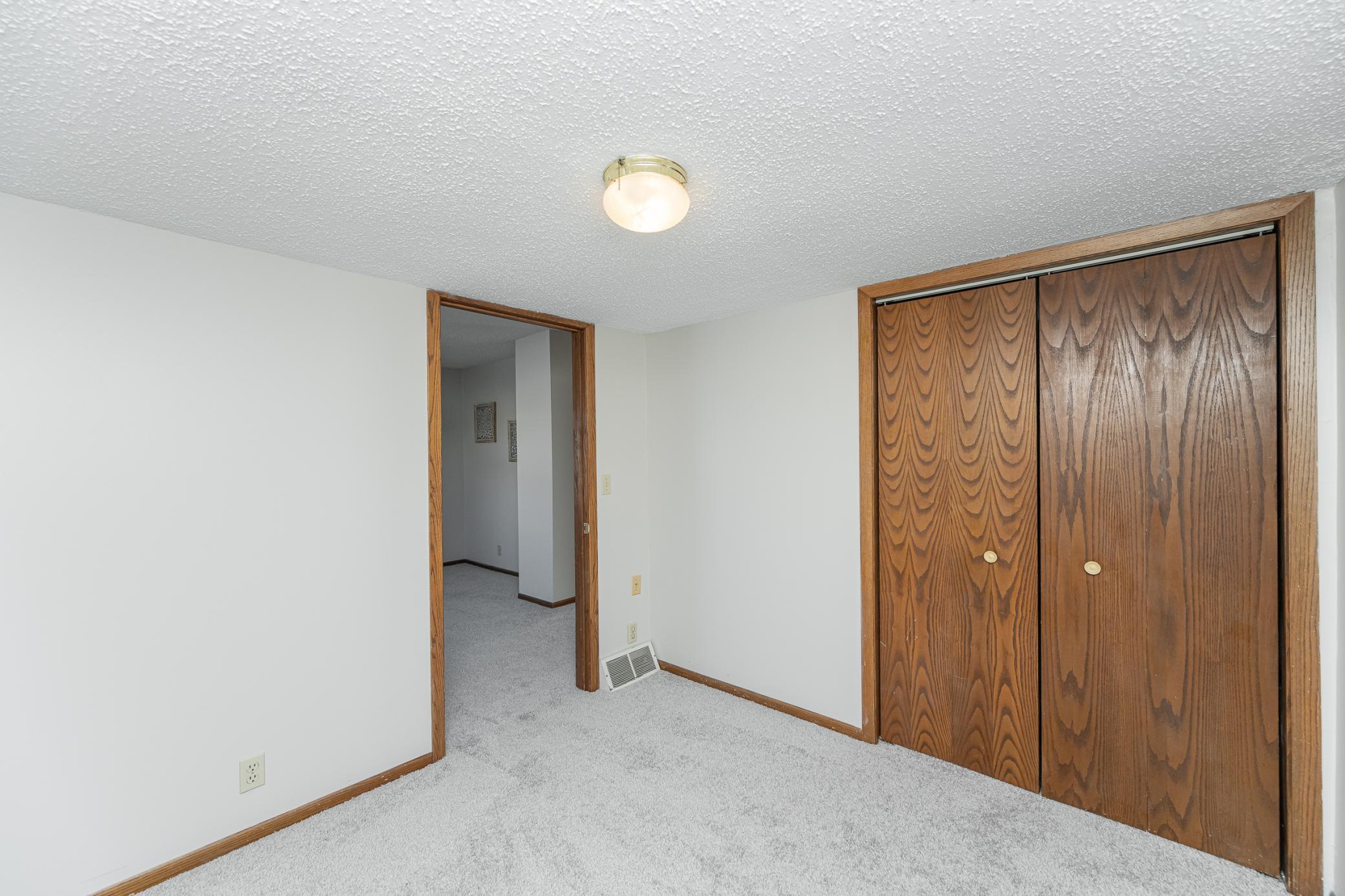 10 10 1/4 Street SE