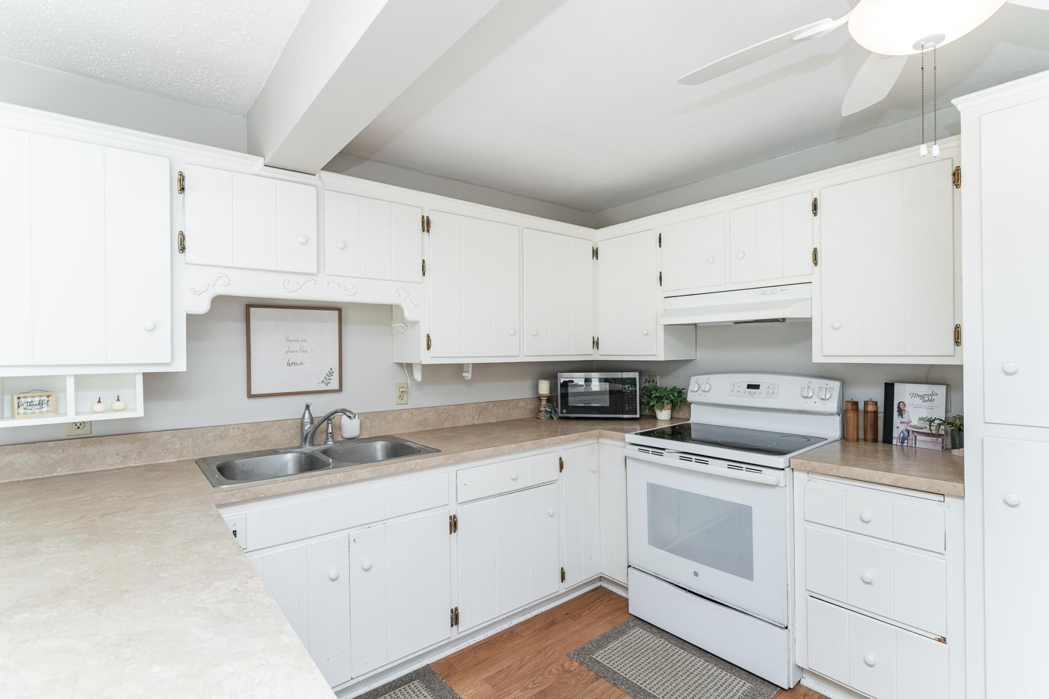 10 10 1/4 Street SE