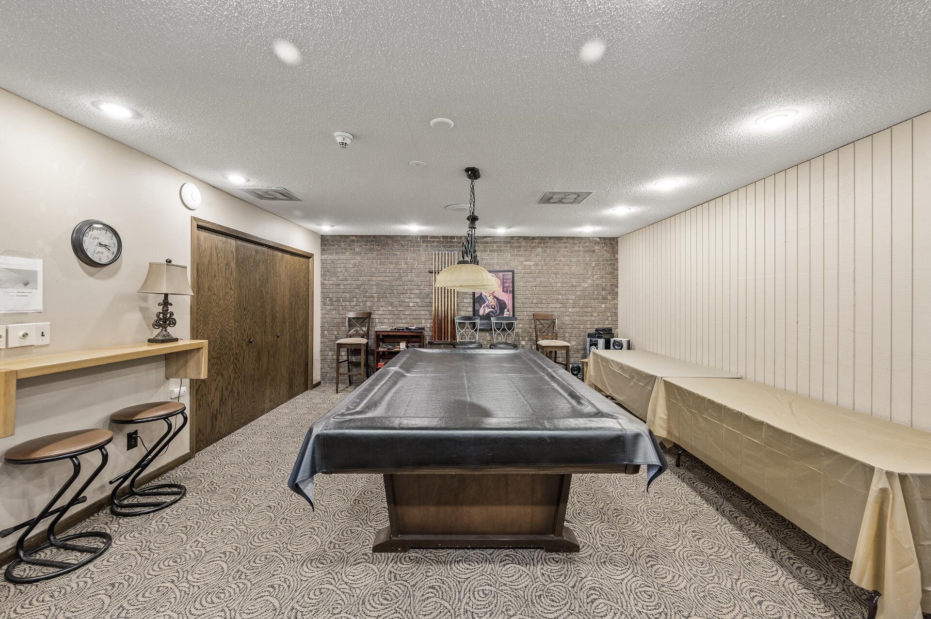 6085 Lincoln Drive Unit: 225