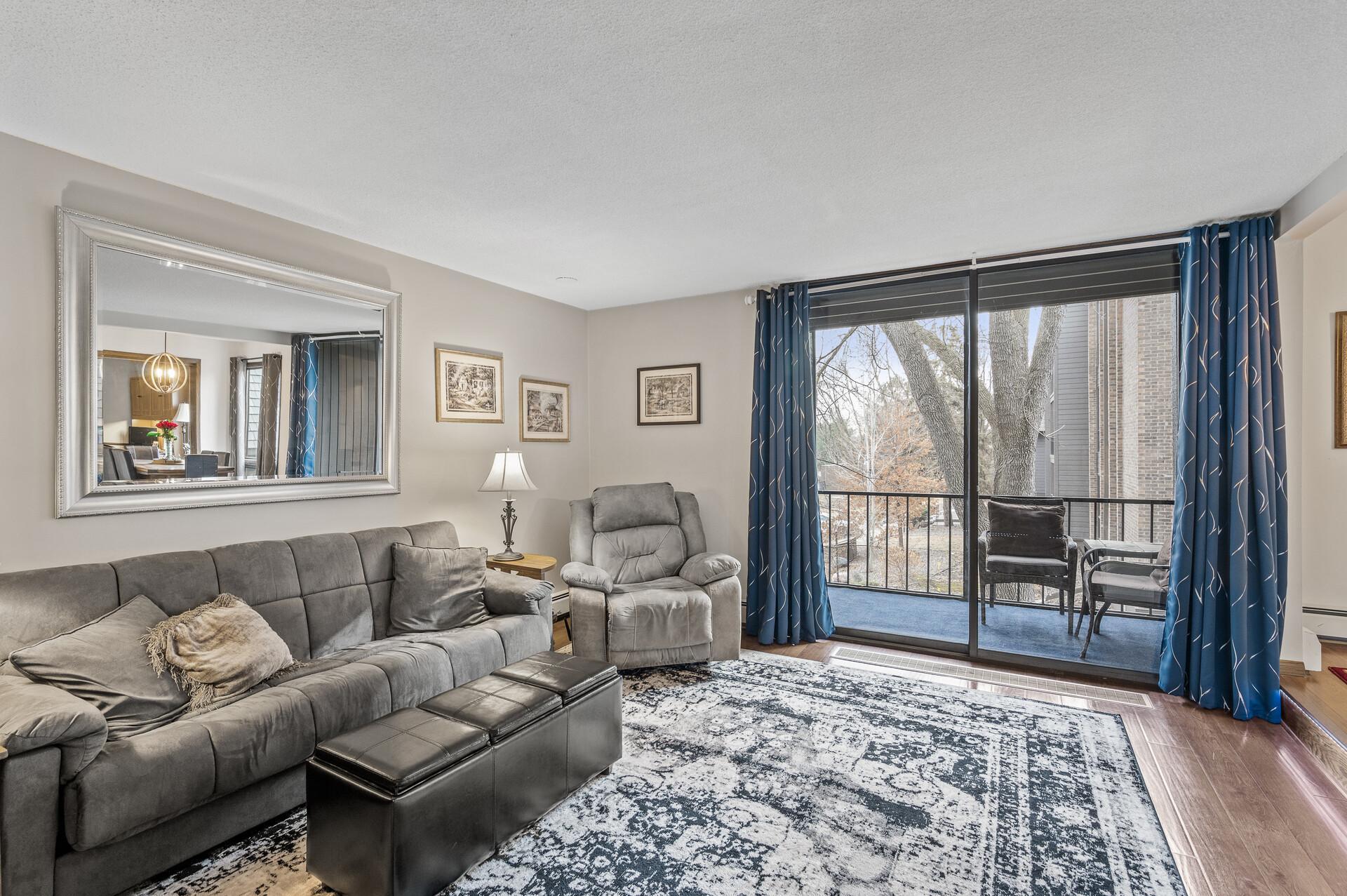 6085 Lincoln Drive Unit: 225