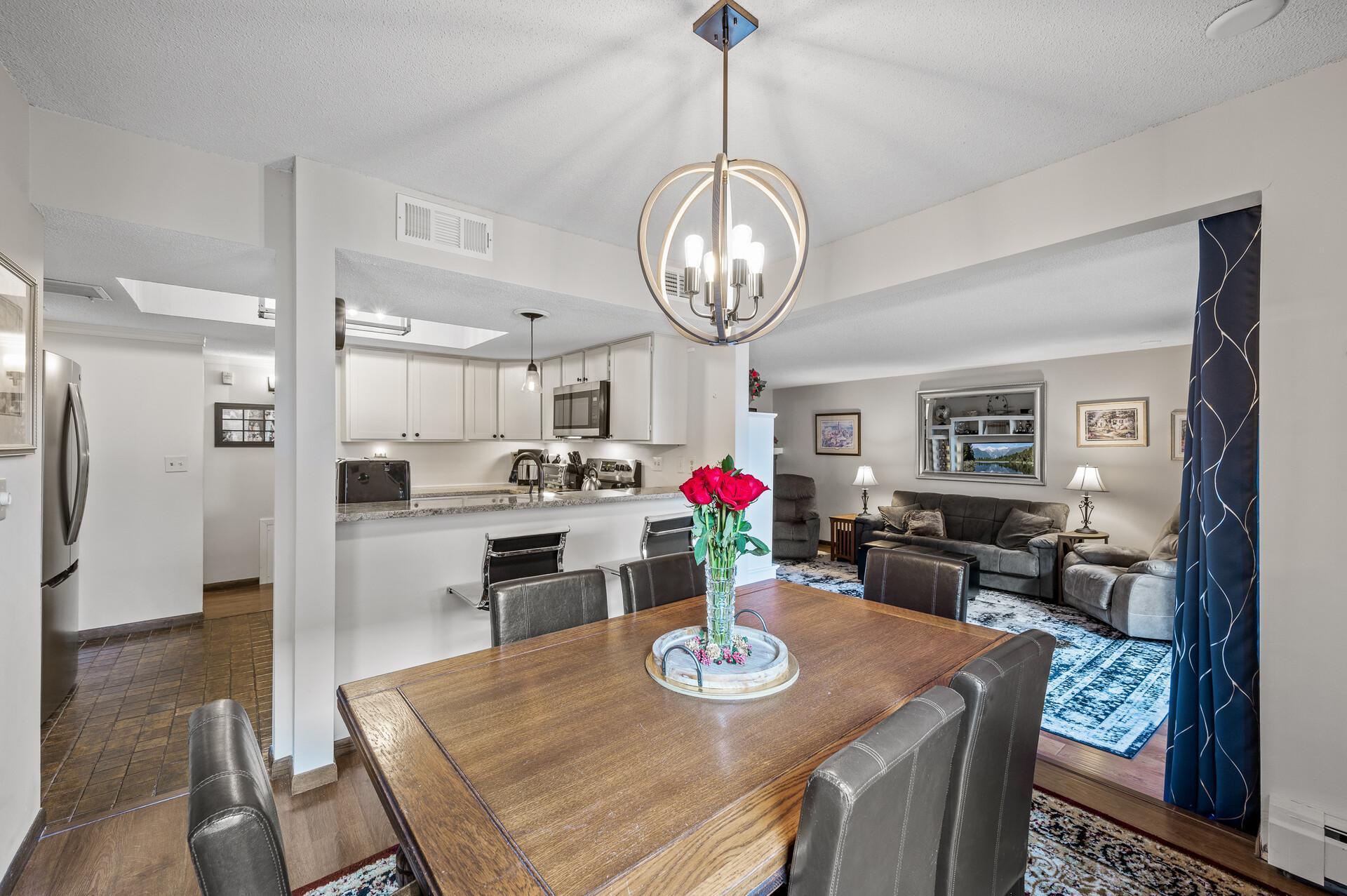 6085 Lincoln Drive Unit: 225
