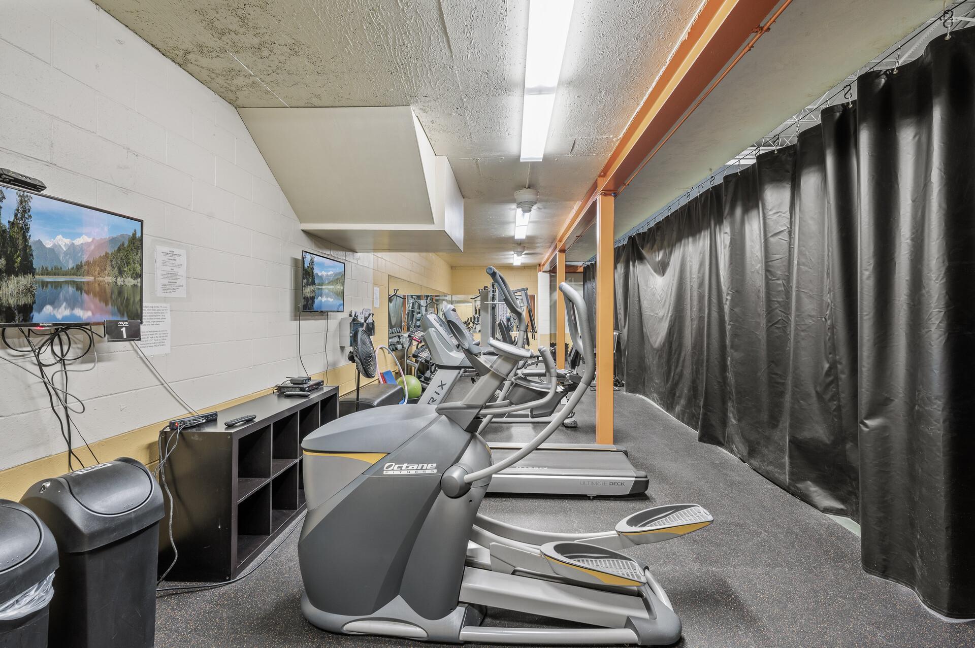 6085 Lincoln Drive Unit: 225