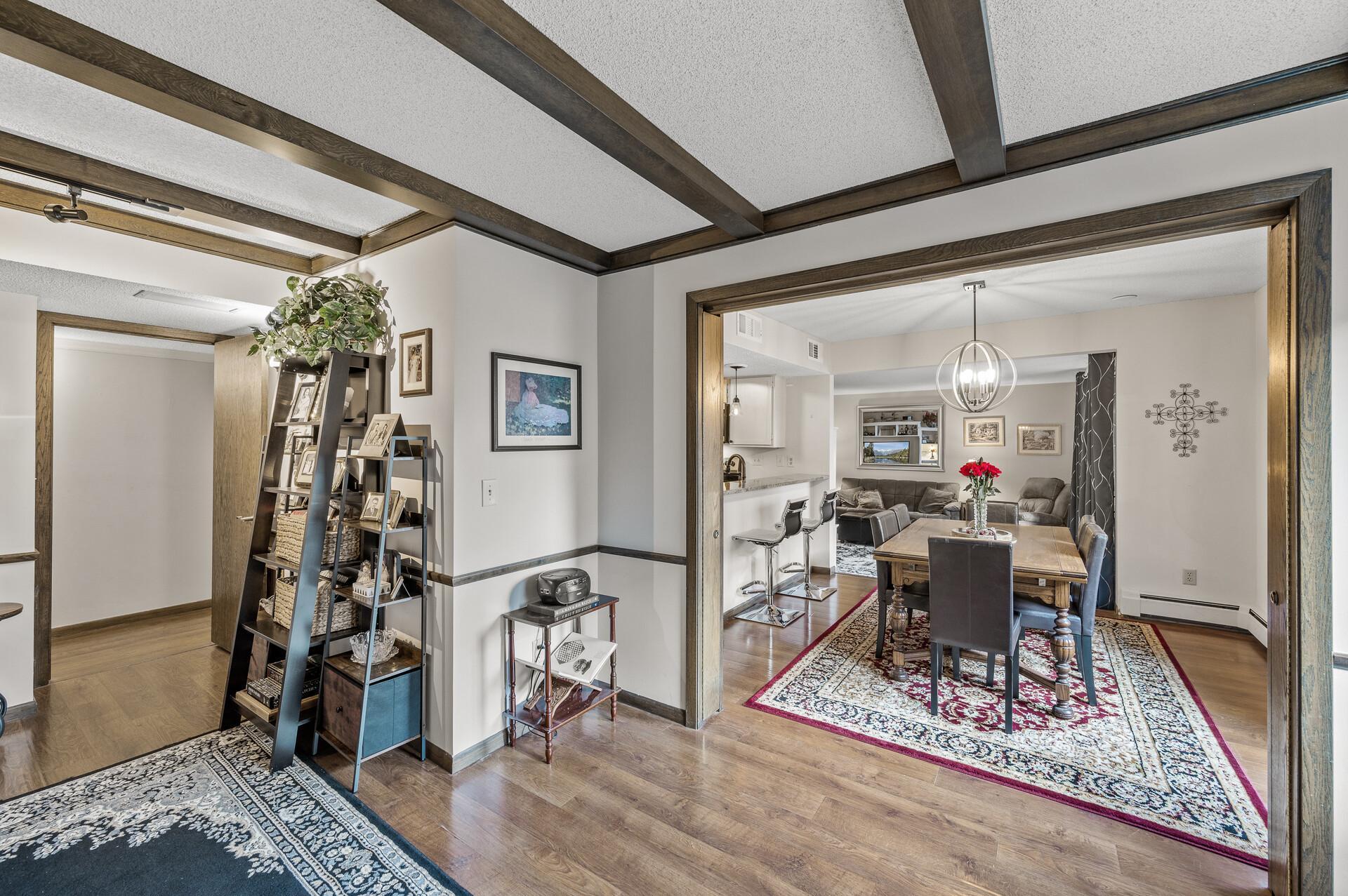 6085 Lincoln Drive Unit: 225