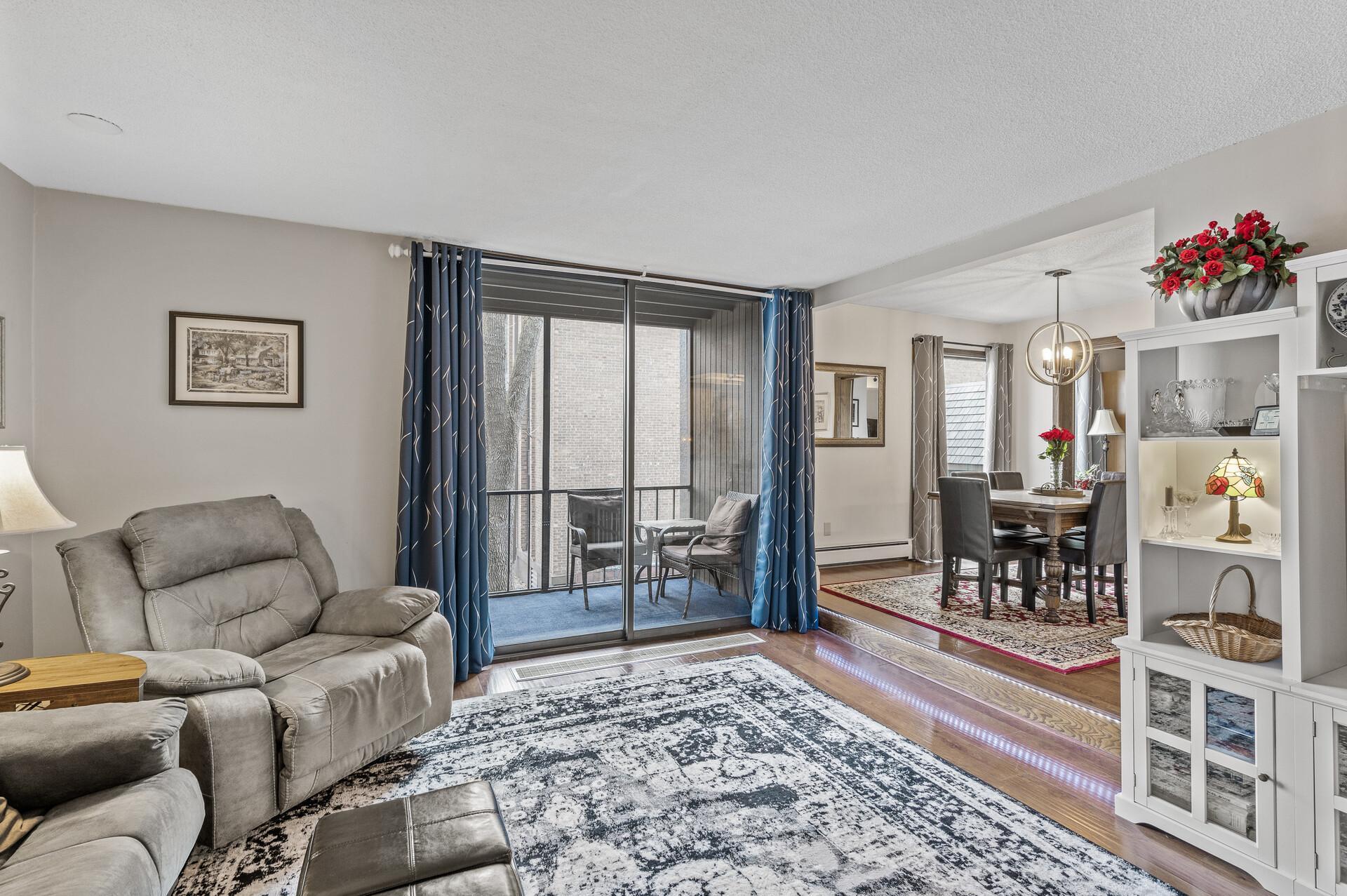 6085 Lincoln Drive Unit: 225