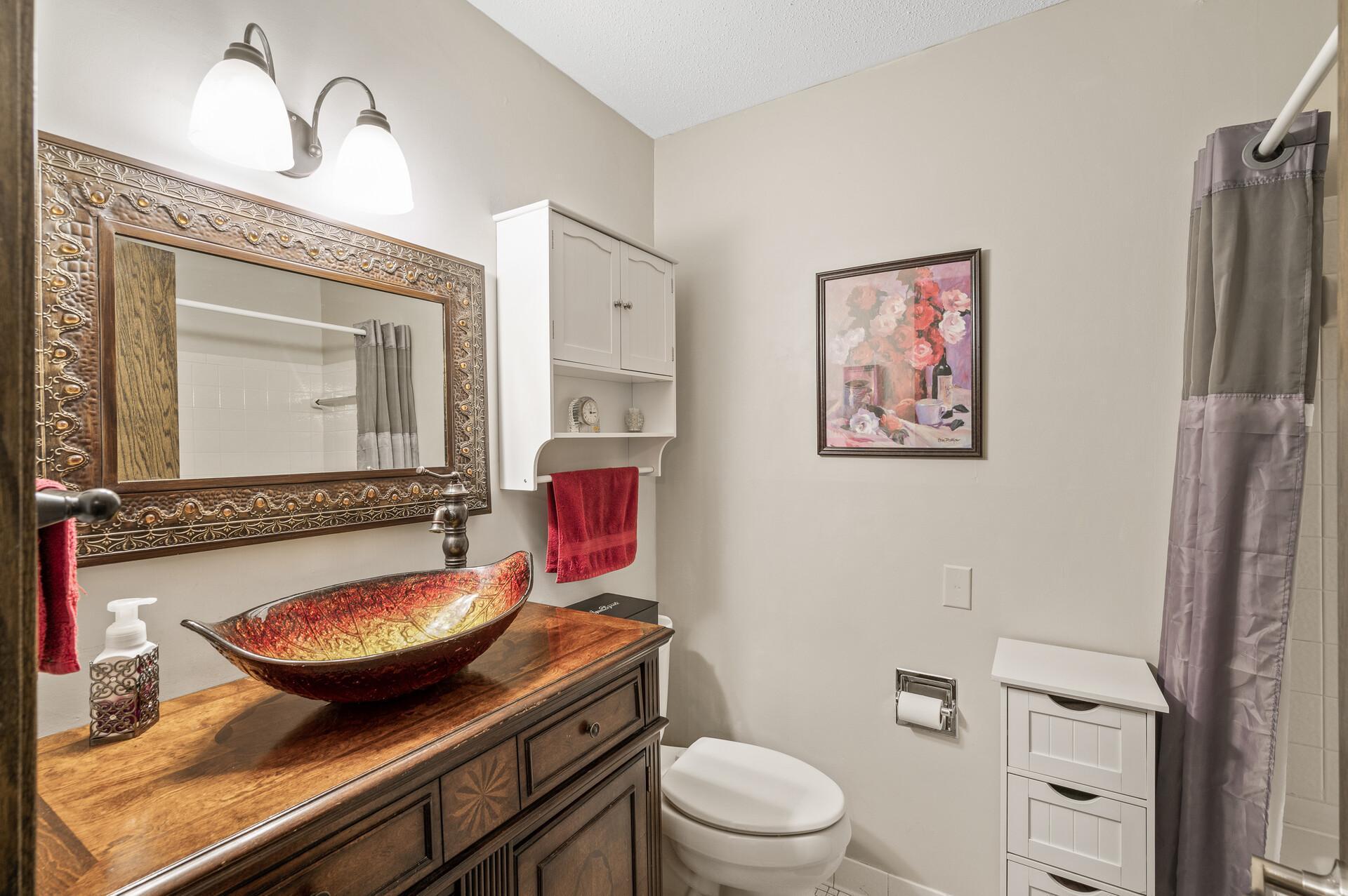 6085 Lincoln Drive Unit: 225