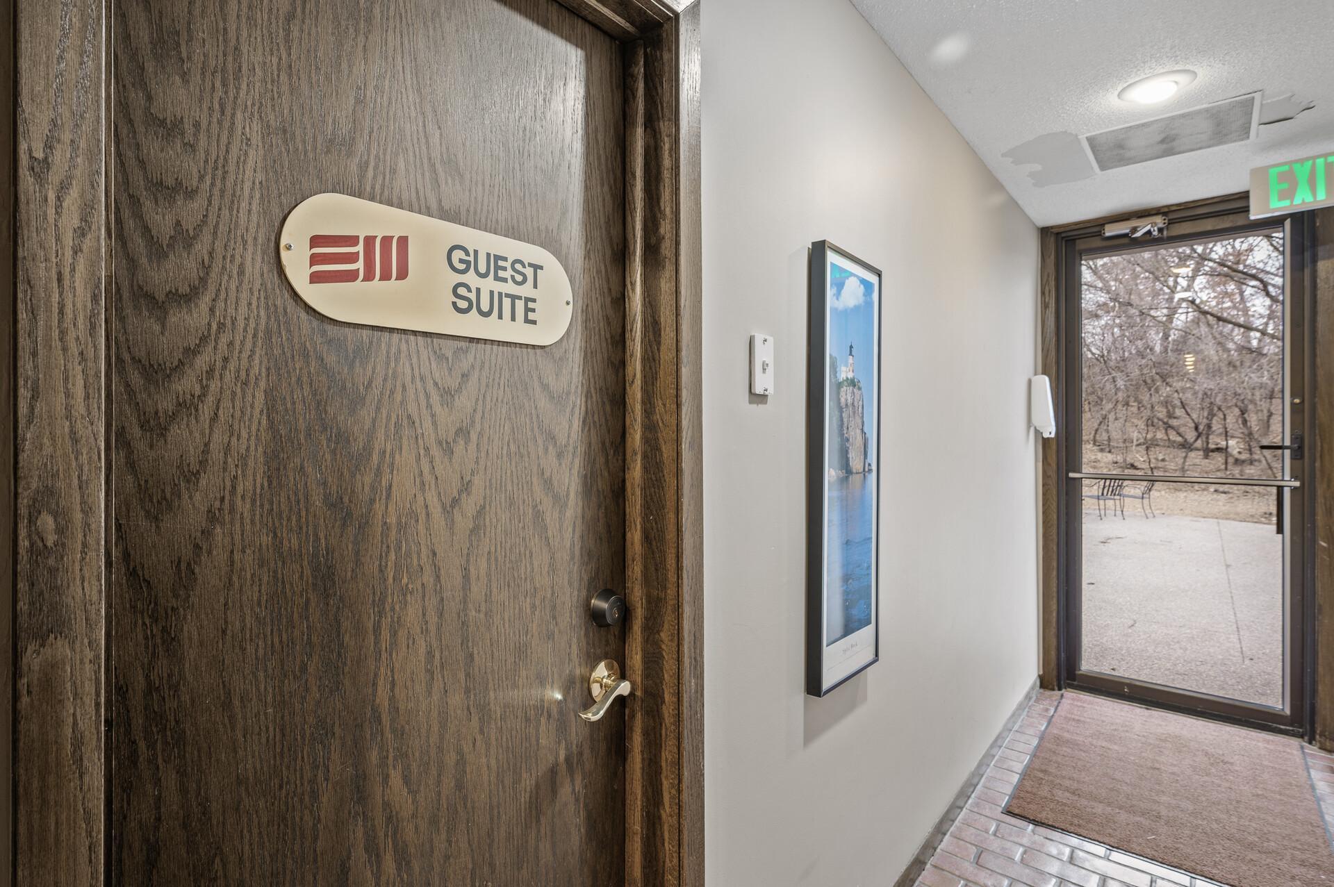 6085 Lincoln Drive Unit: 225