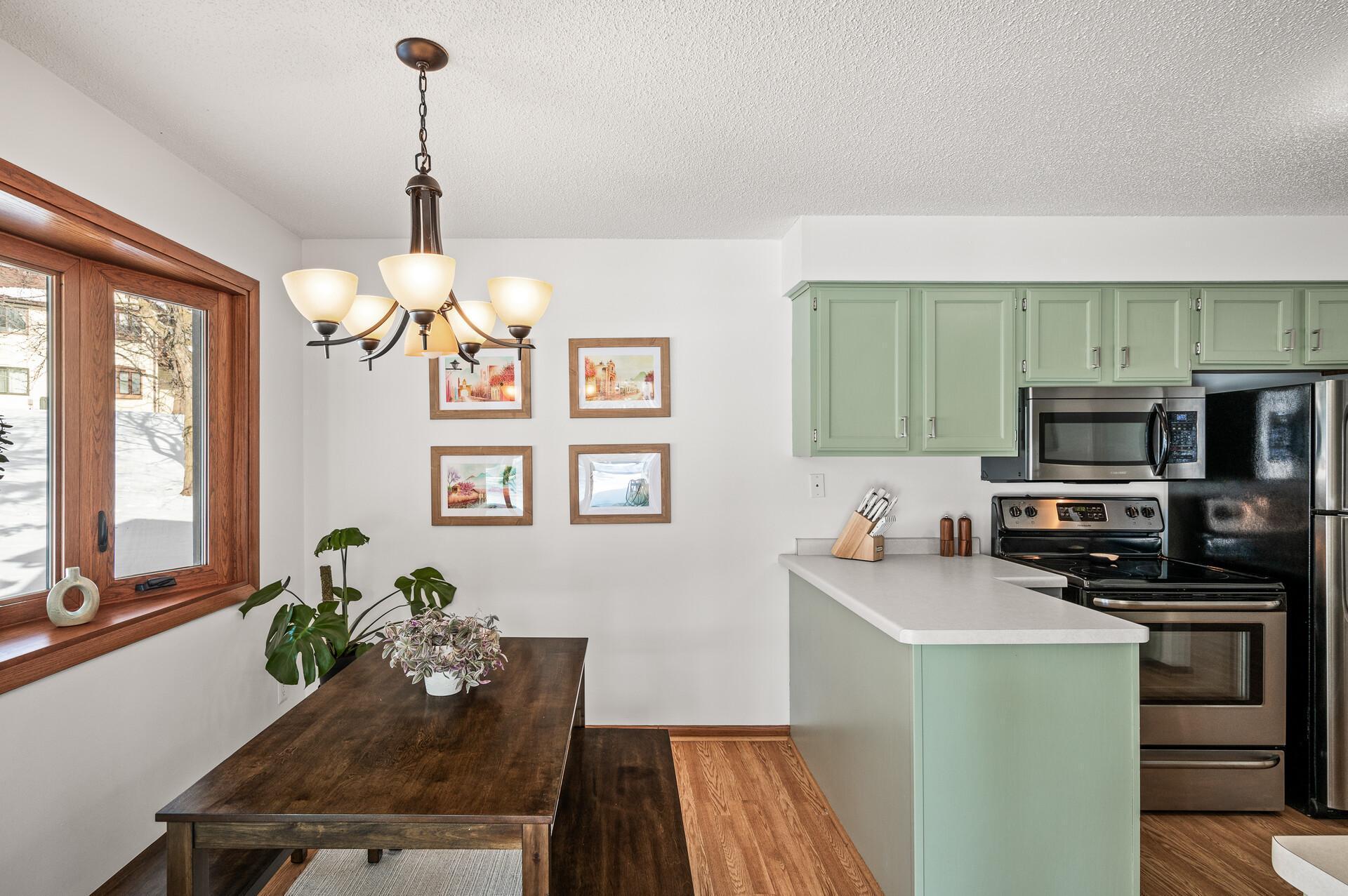1934 Fox Ridge Drive Unit: A
