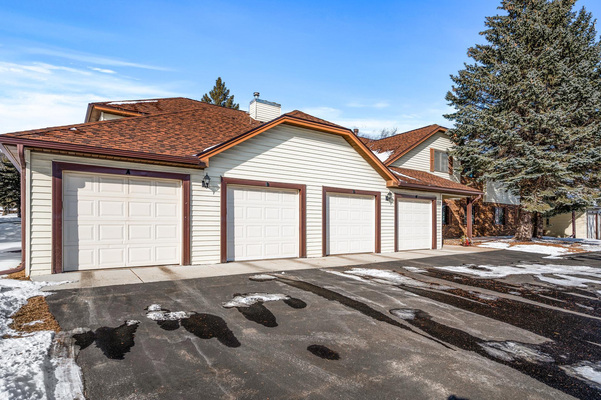 1934 Fox Ridge Drive Unit: A