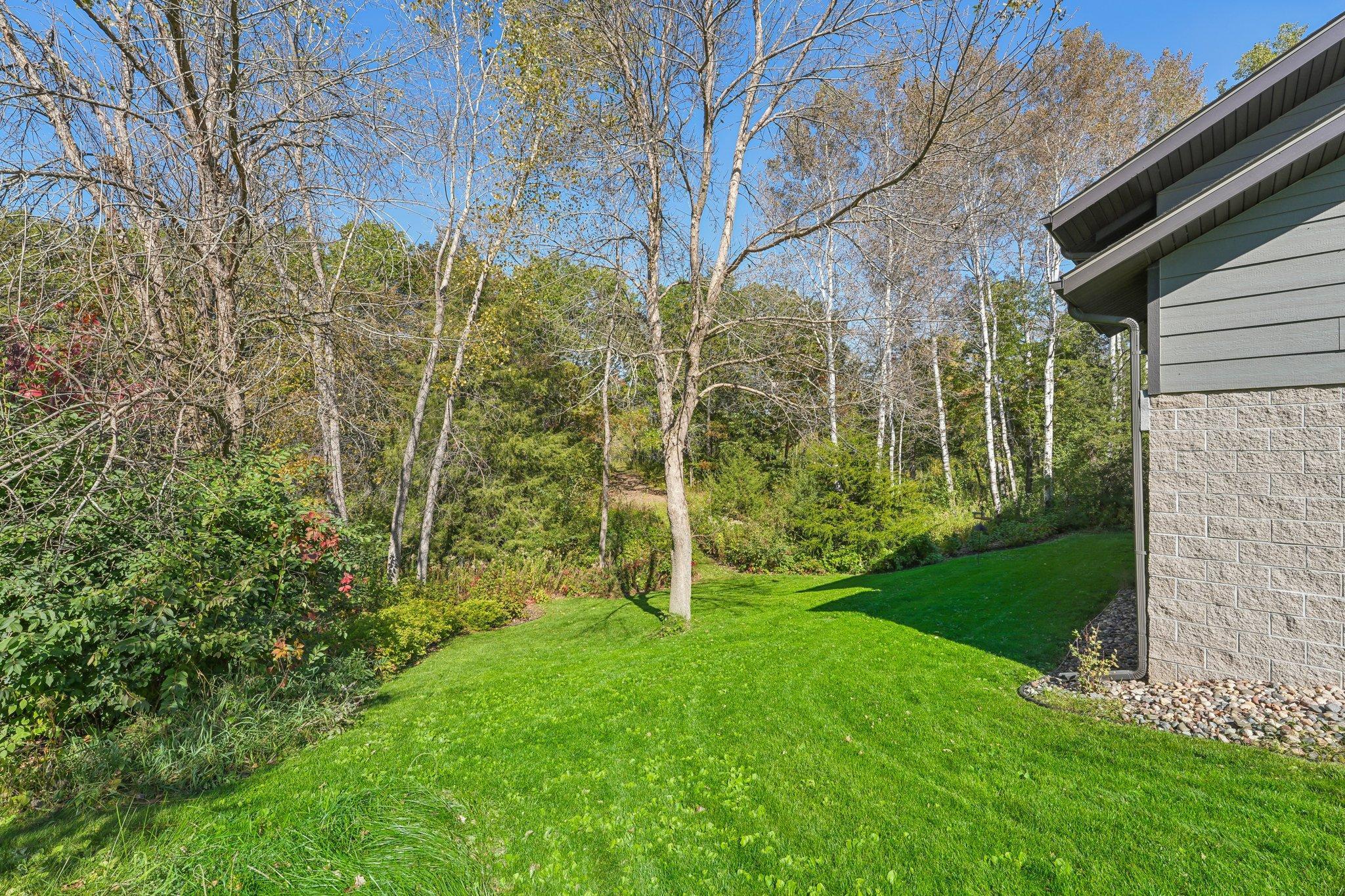 902 Crane Hill Trail