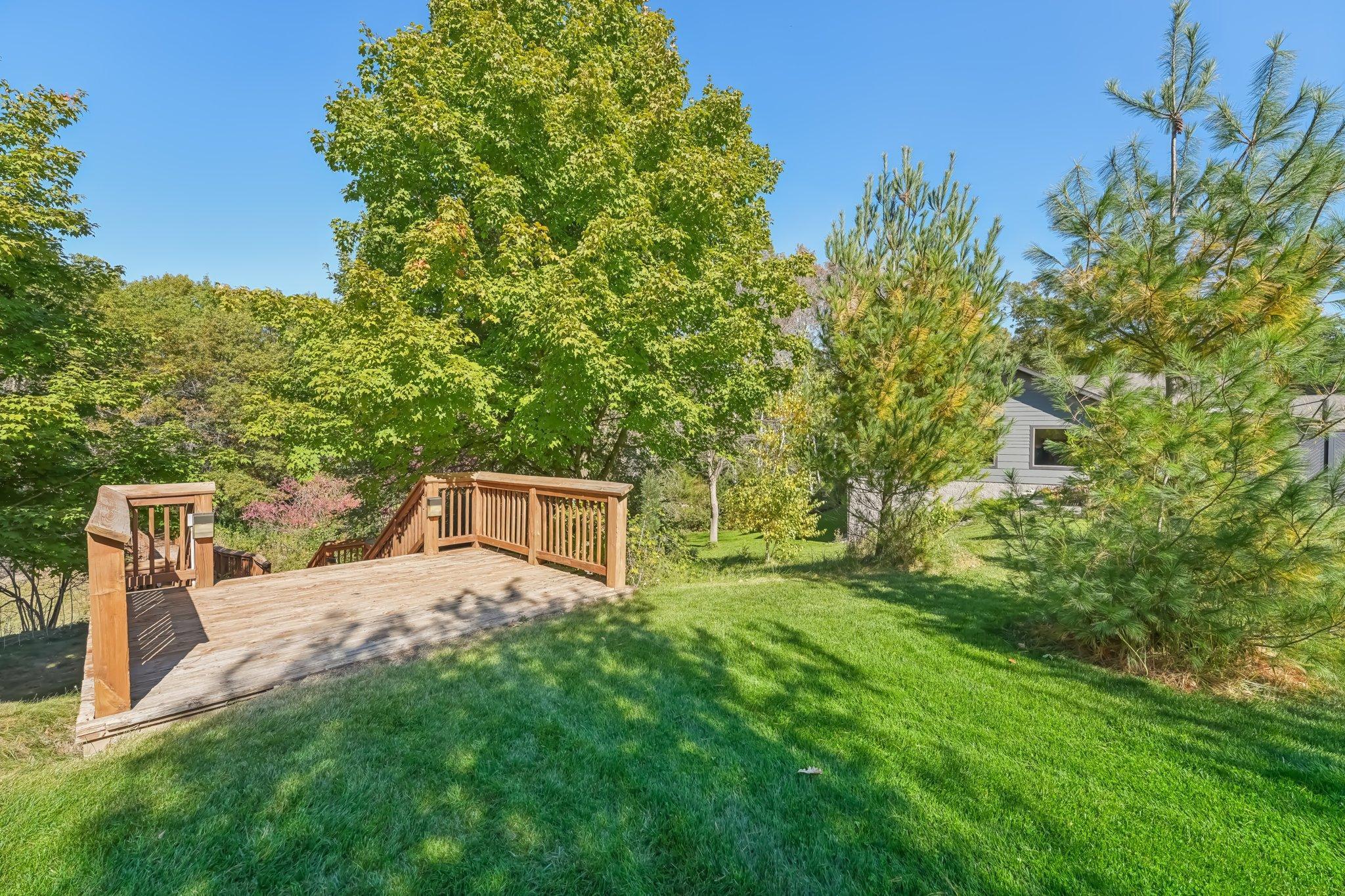 902 Crane Hill Trail