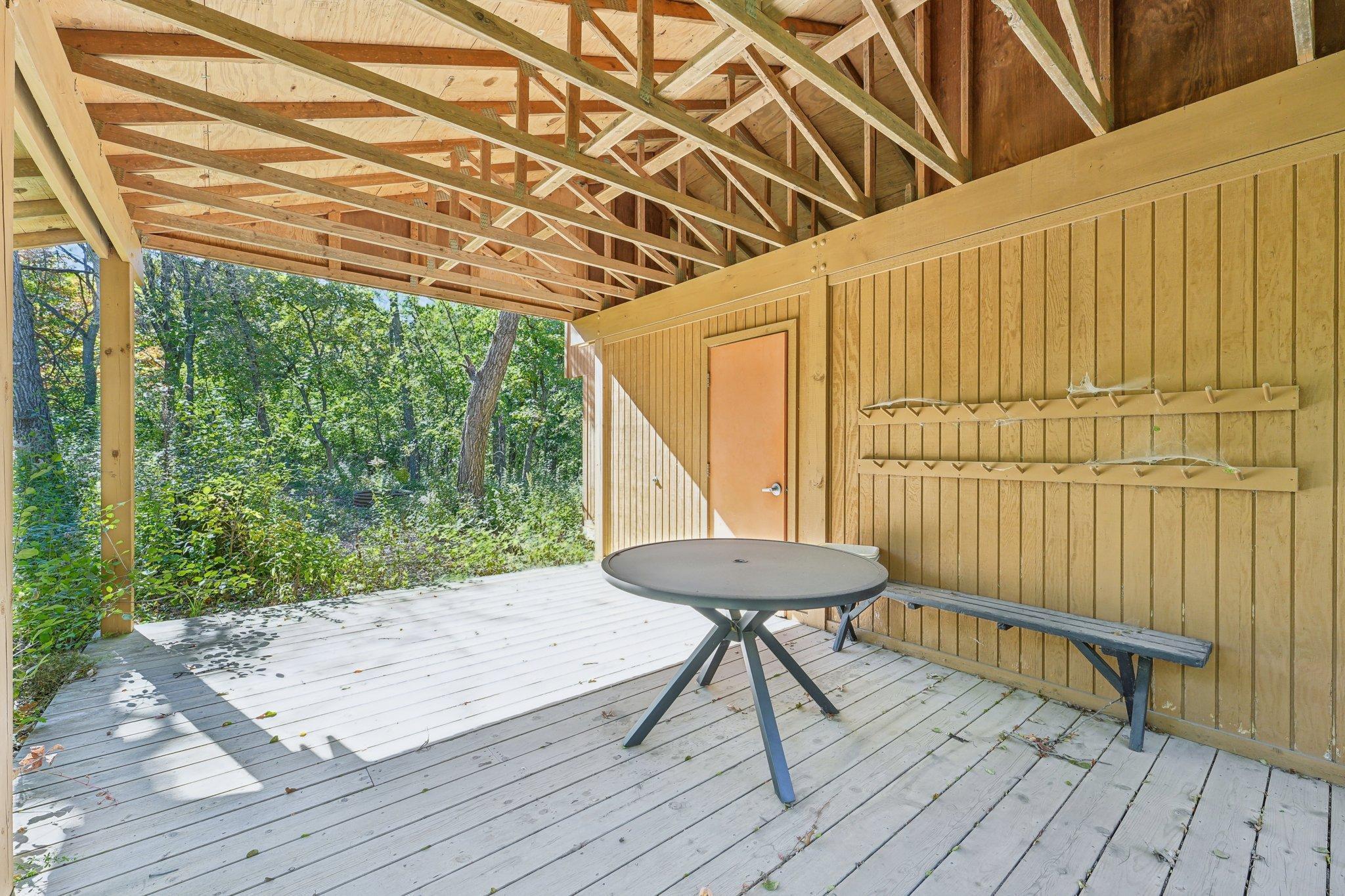 902 Crane Hill Trail
