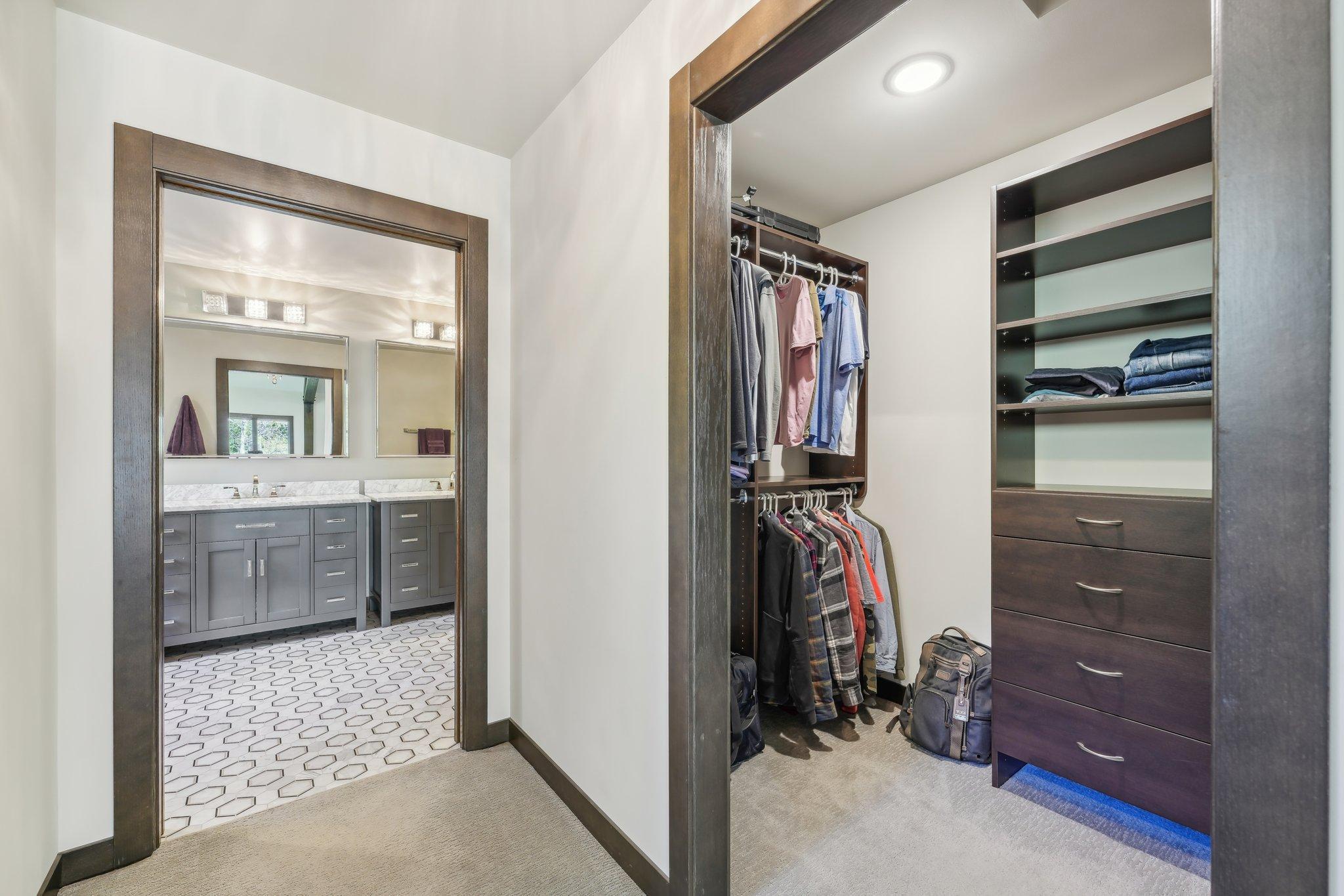902 Crane Hill Trail