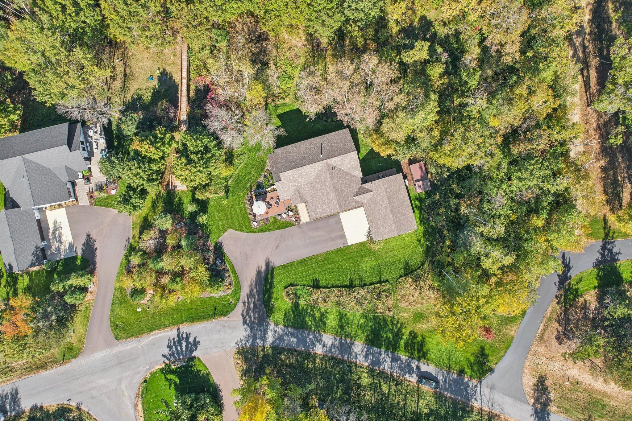 902 Crane Hill Trail