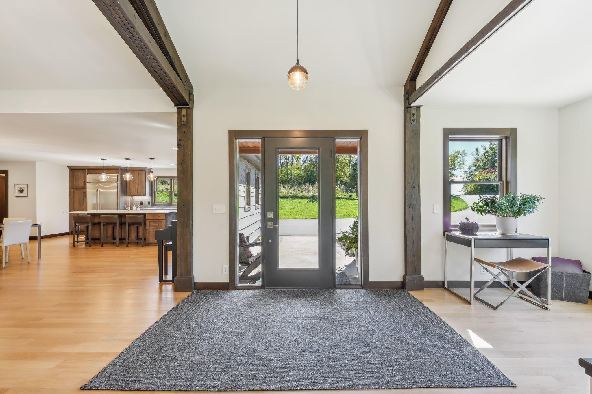 902 Crane Hill Trail