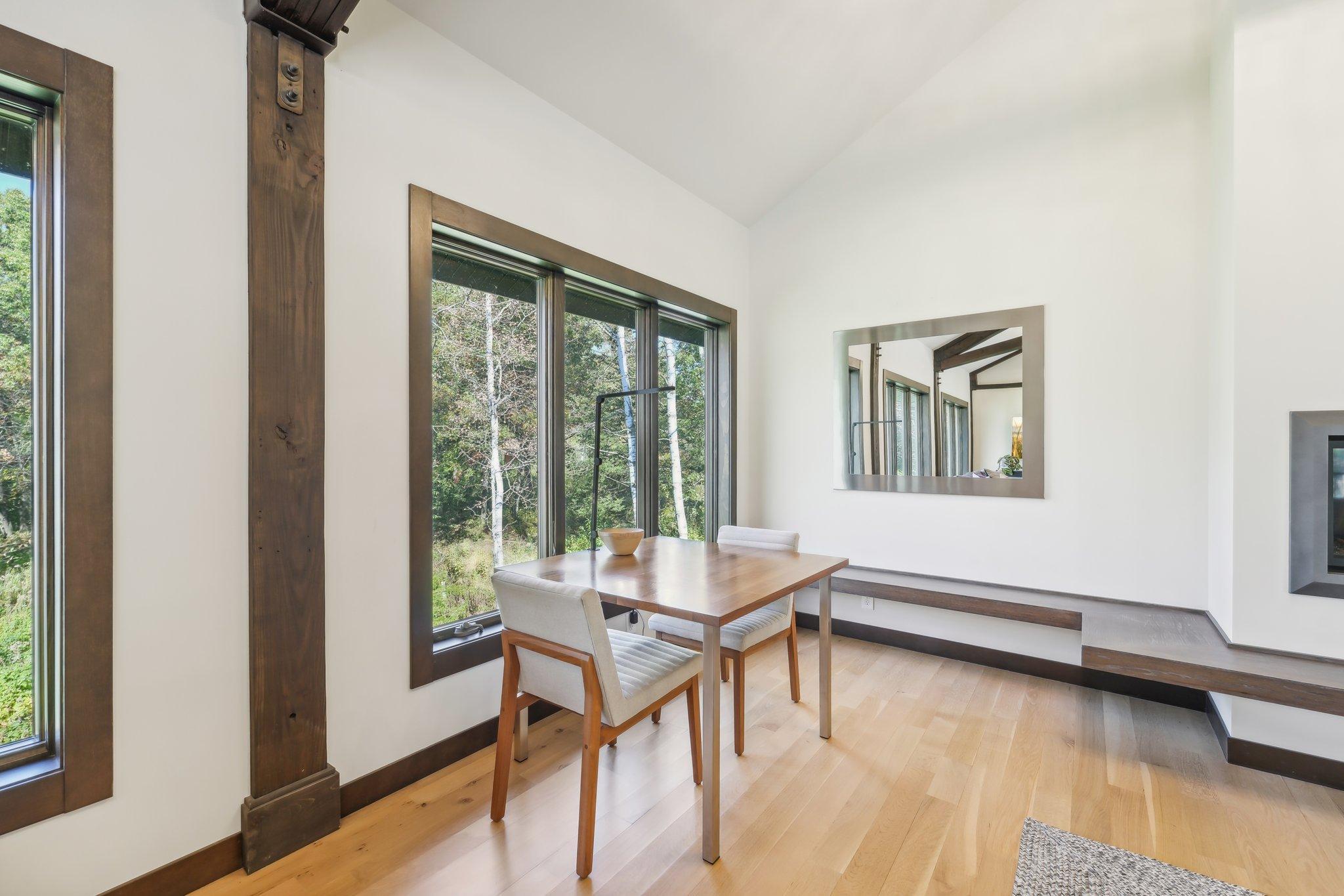902 Crane Hill Trail