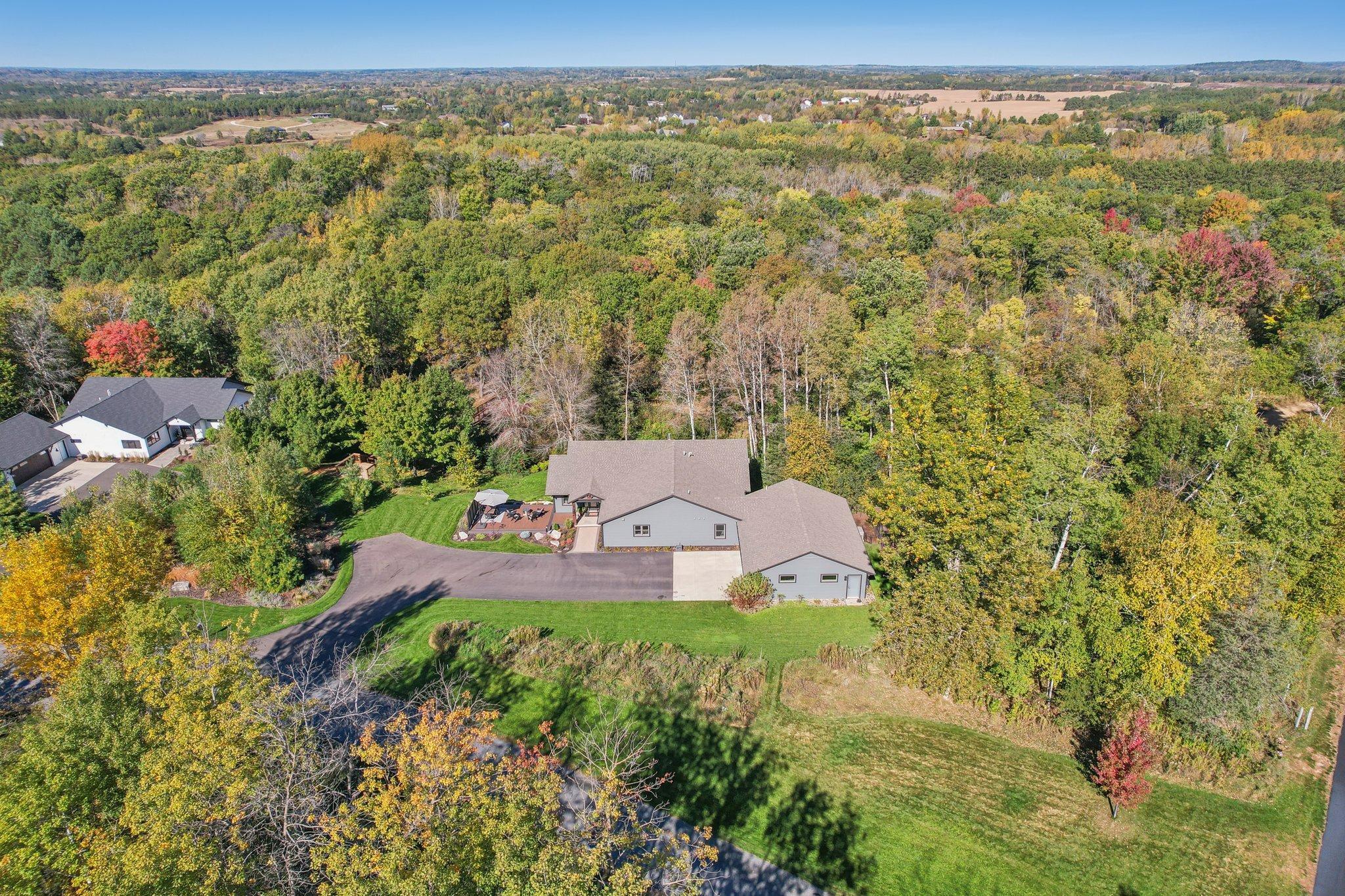 902 Crane Hill Trail
