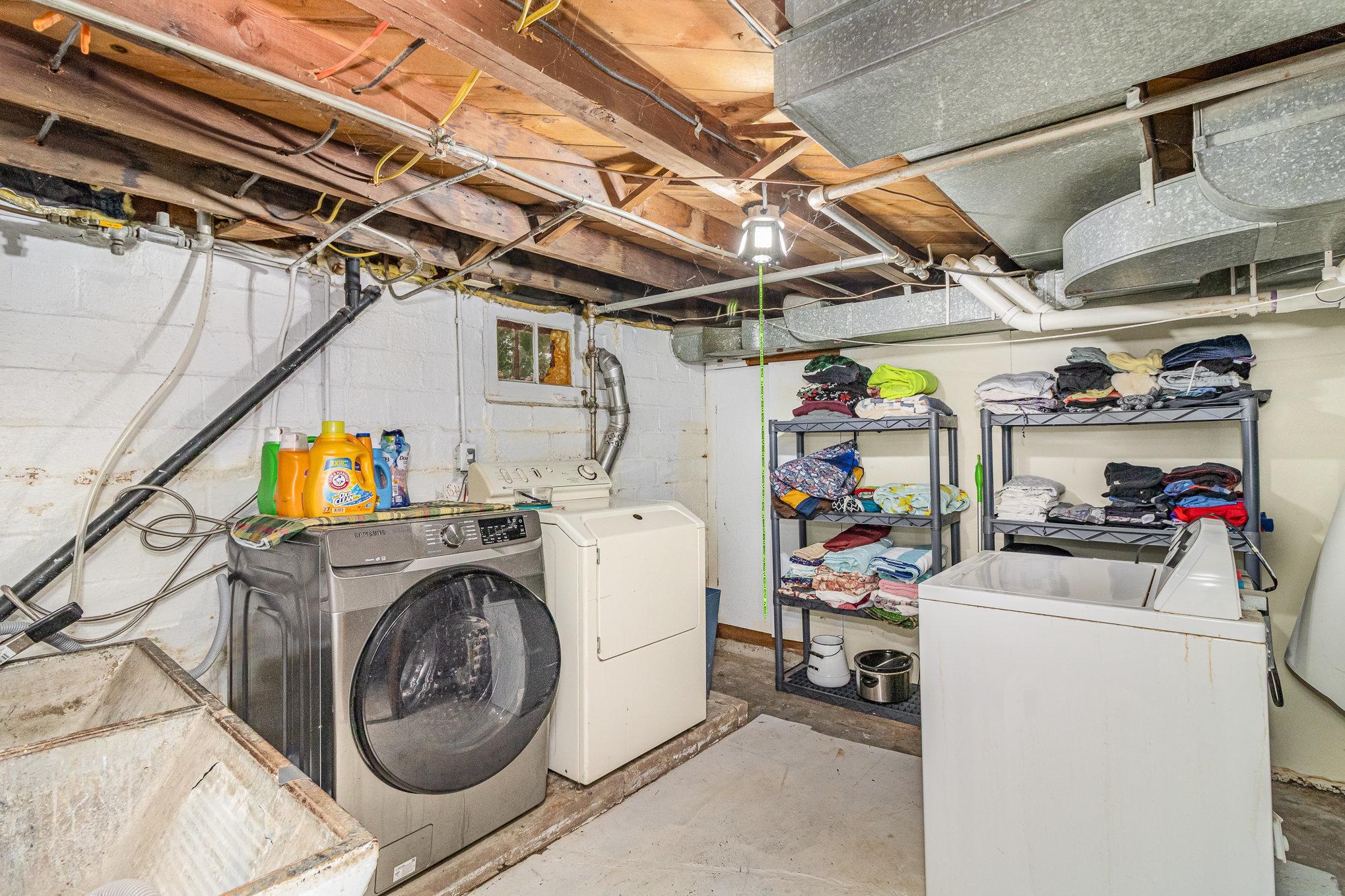 209 4th Street W