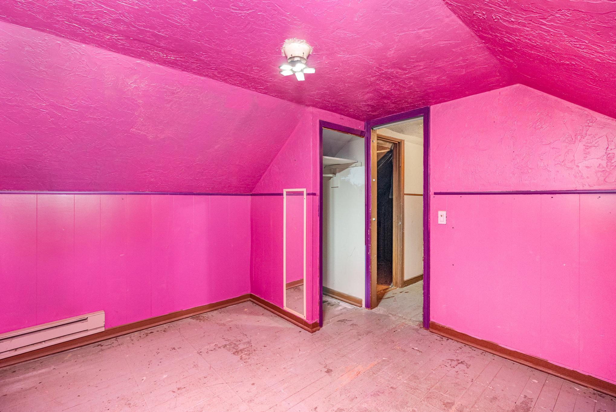 209 4th Street W