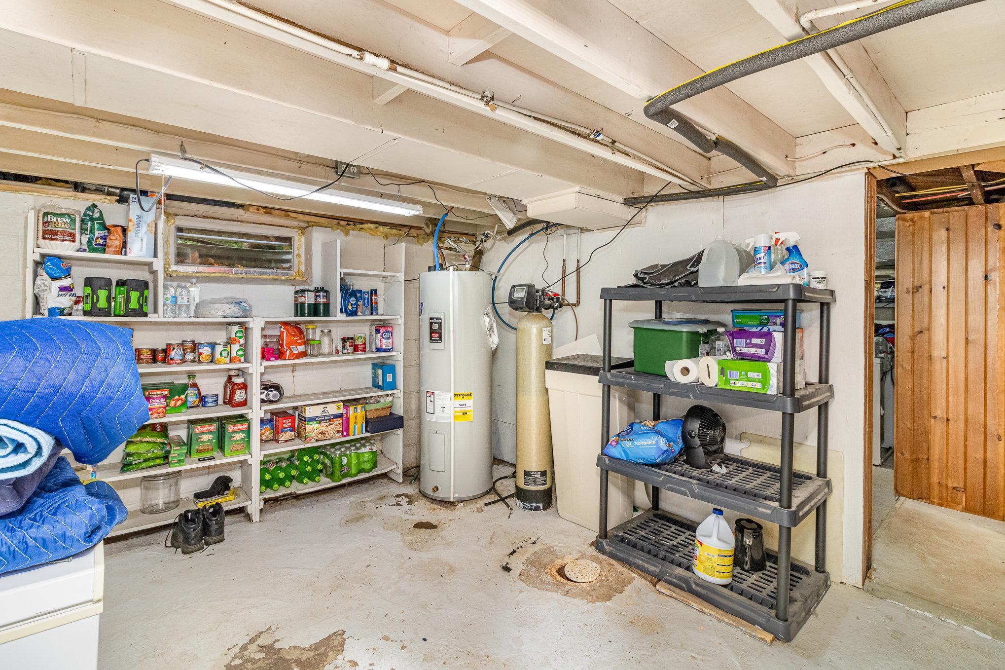 209 4th Street W