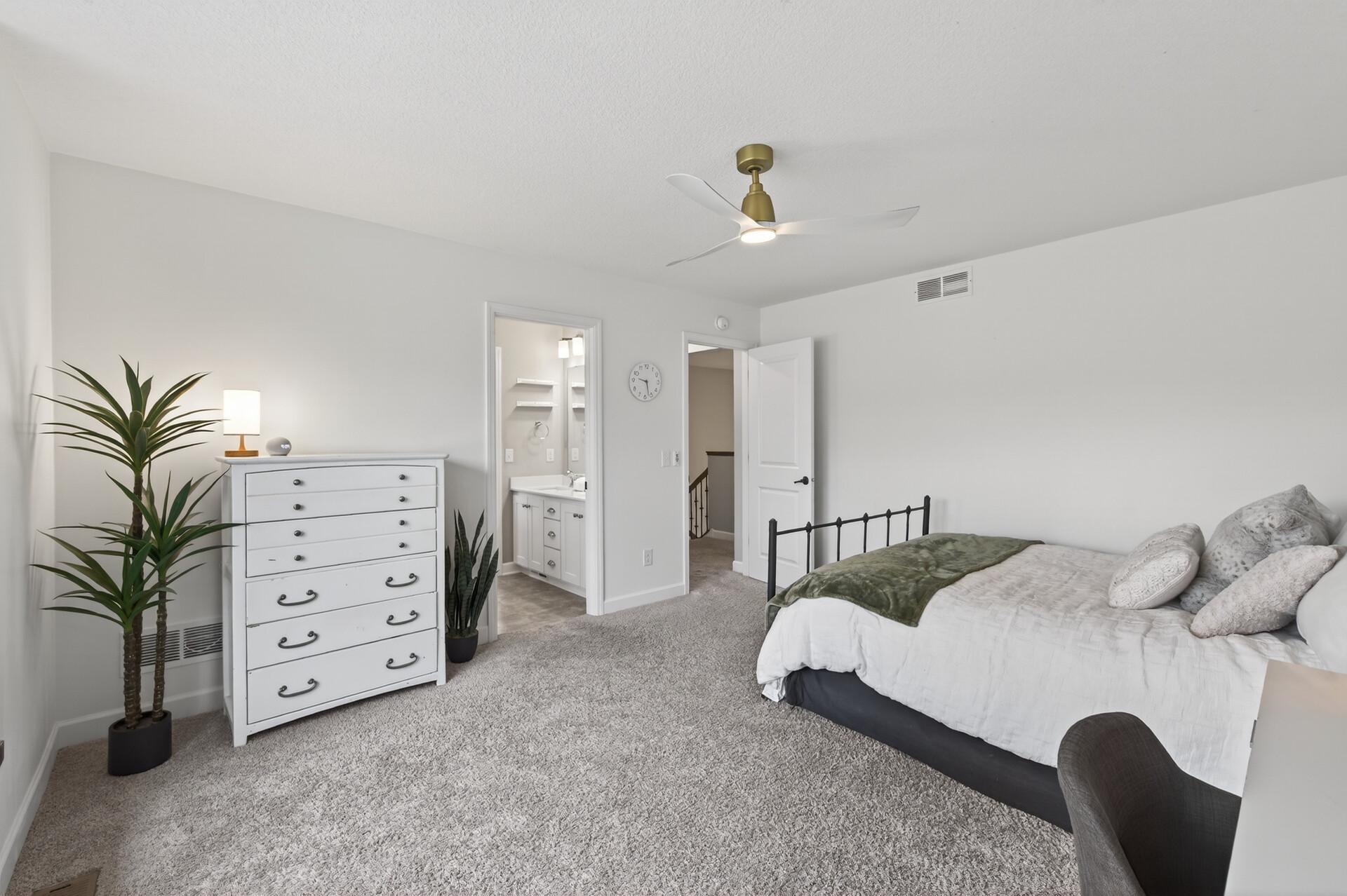 13046 Aulden Avenue
