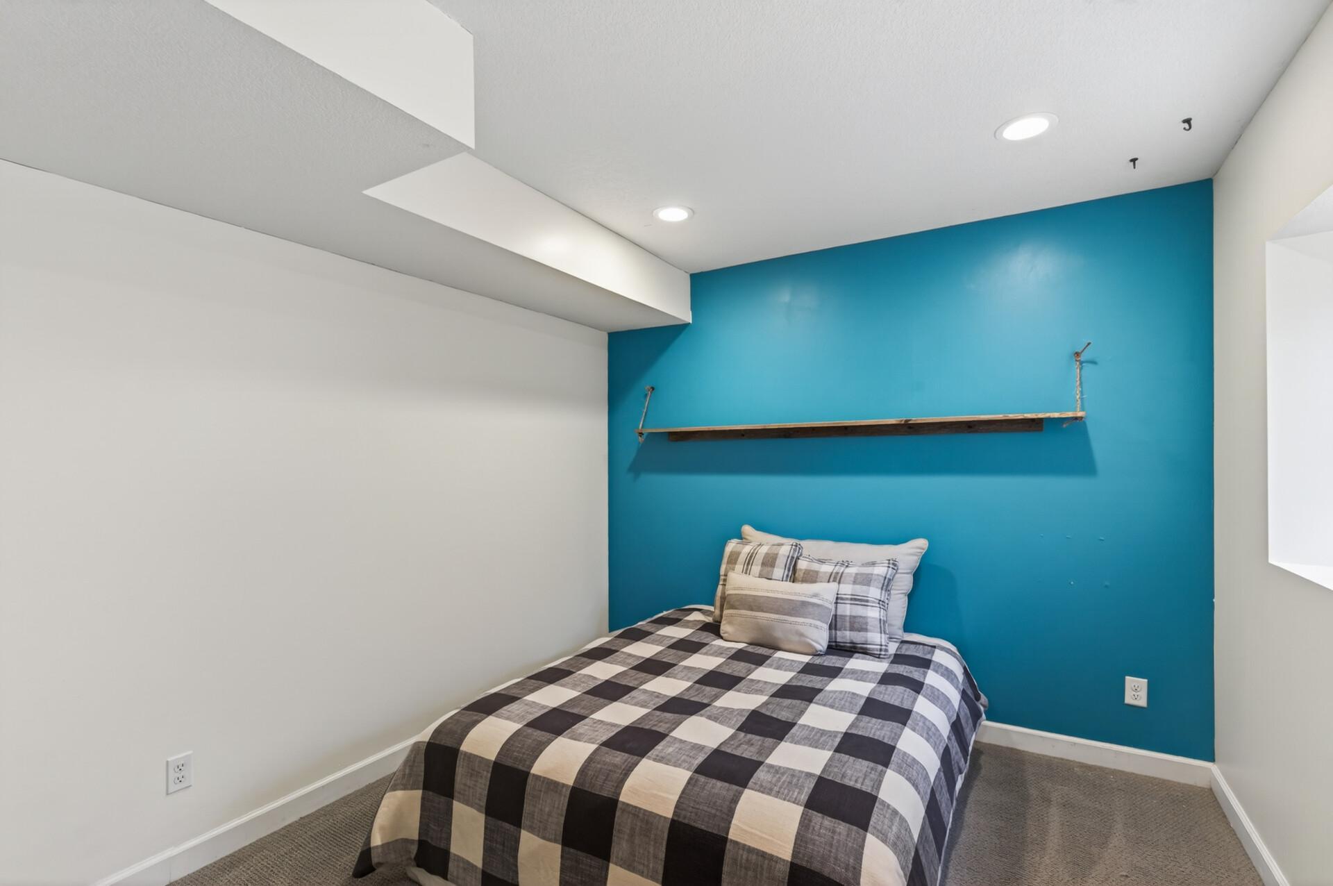 8040 172nd Street W