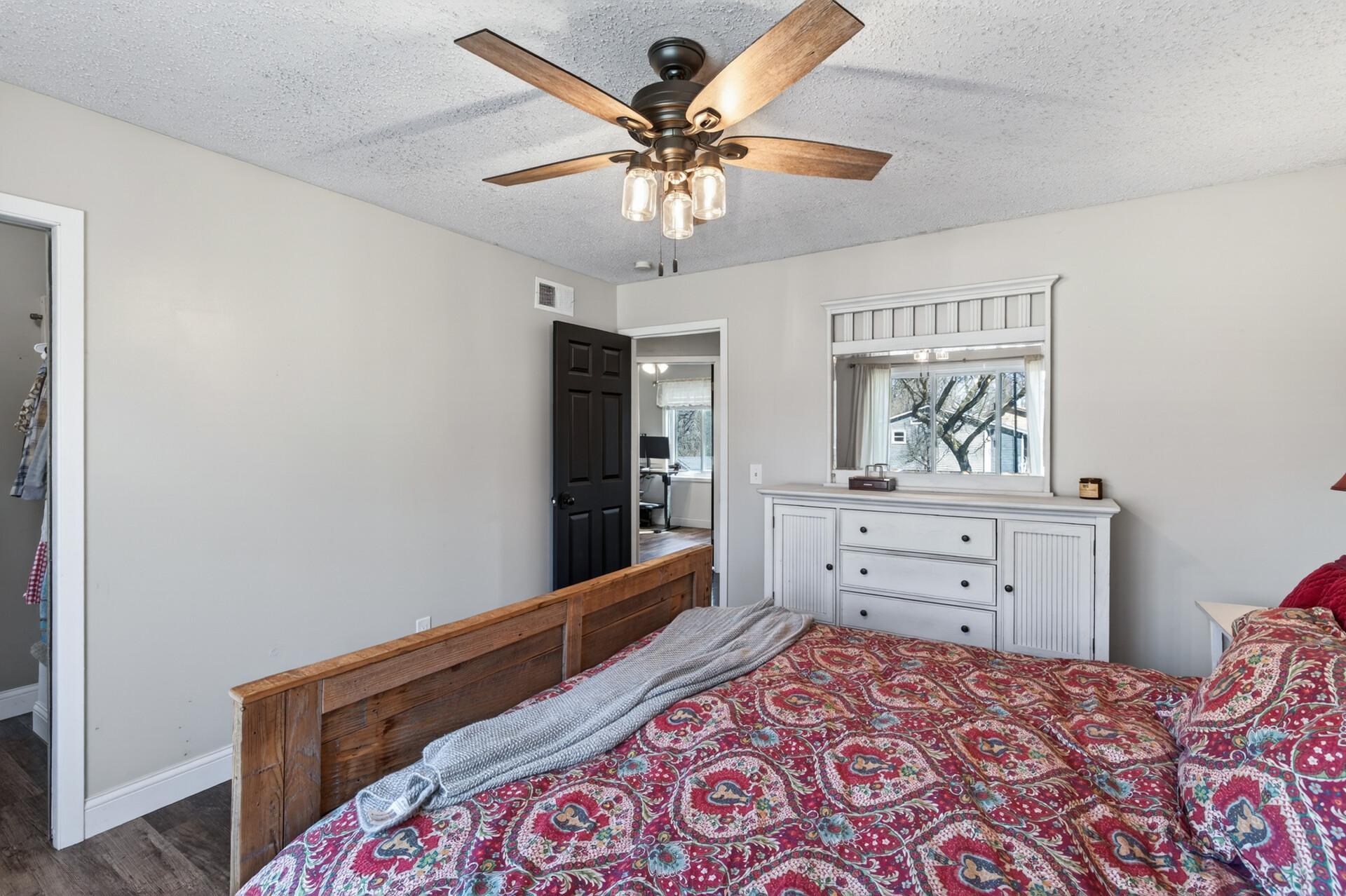 8040 172nd Street W