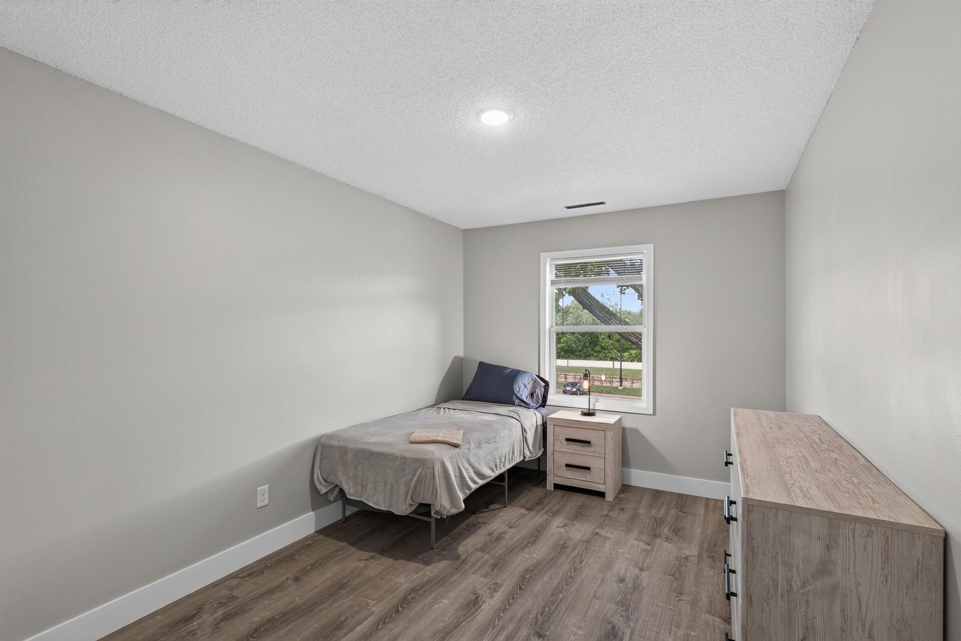 12951 Girard Avenue S Unit: 1